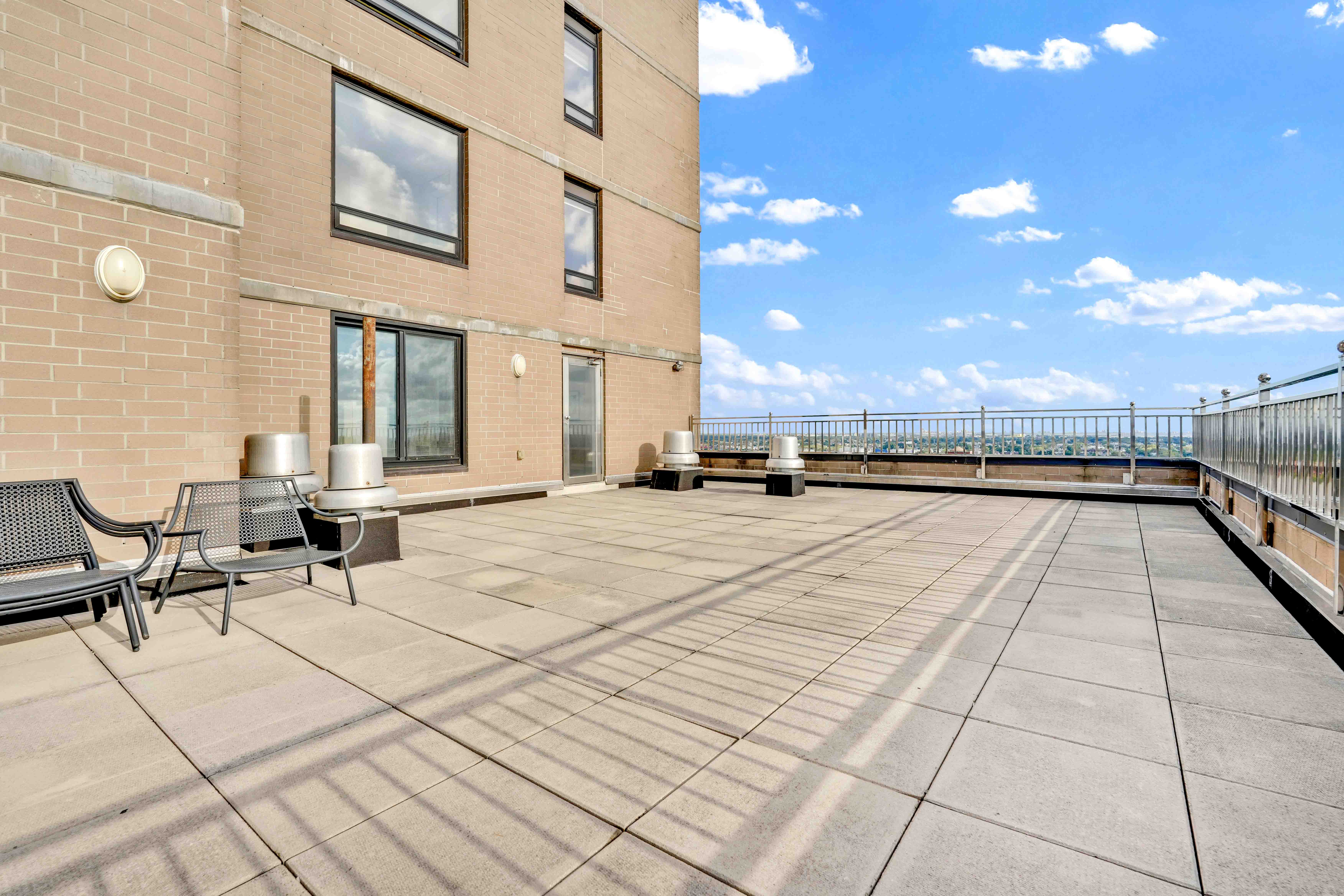  11624 Grosvenor Lane #15B, Kew Gardens, NY, 11418 - 物件實景
