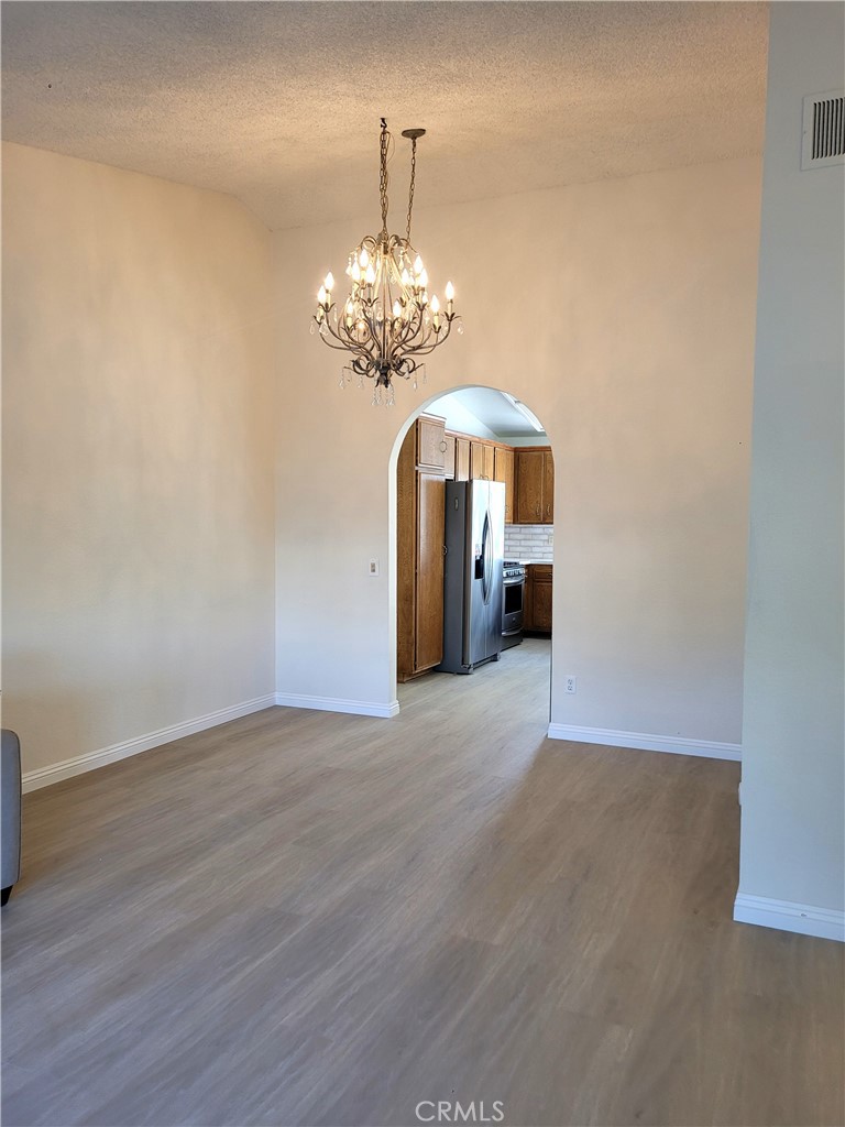 Victorville, California, 92392, United States, 3 Bedrooms Bedrooms, ,2 BathroomsBathrooms,Residential,For Sale,1988304