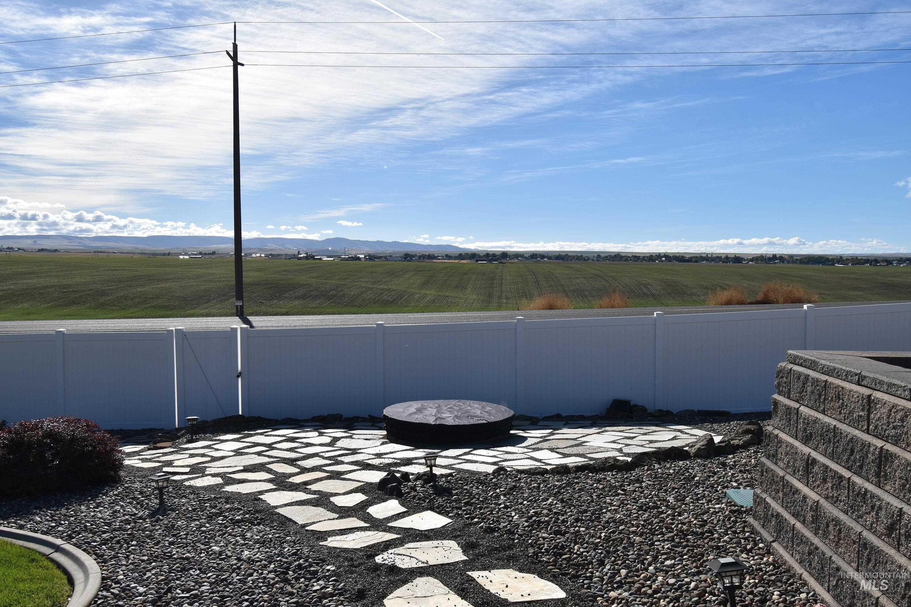 Lewiston, Idaho, 83501, United States, 4 Bedrooms Bedrooms, ,3 BathroomsBathrooms,Residential,For Sale,1986093