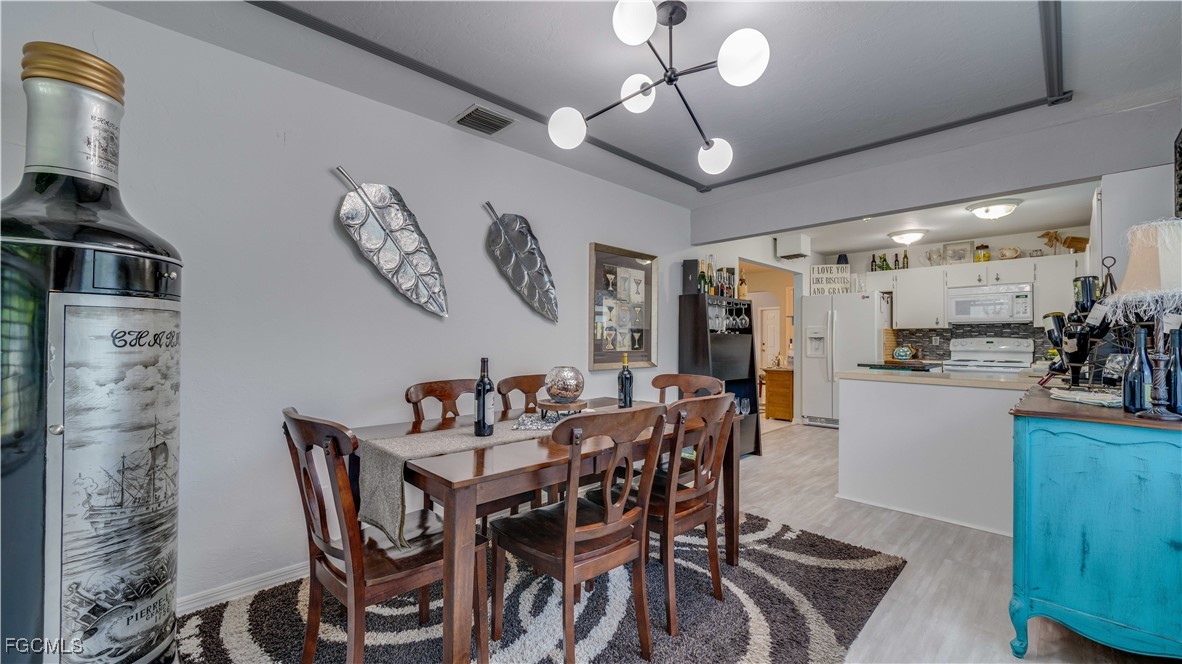 Naples, Florida, 34108, United States, 2 Bedrooms Bedrooms, ,2 BathroomsBathrooms,Residential,For Sale,1988856