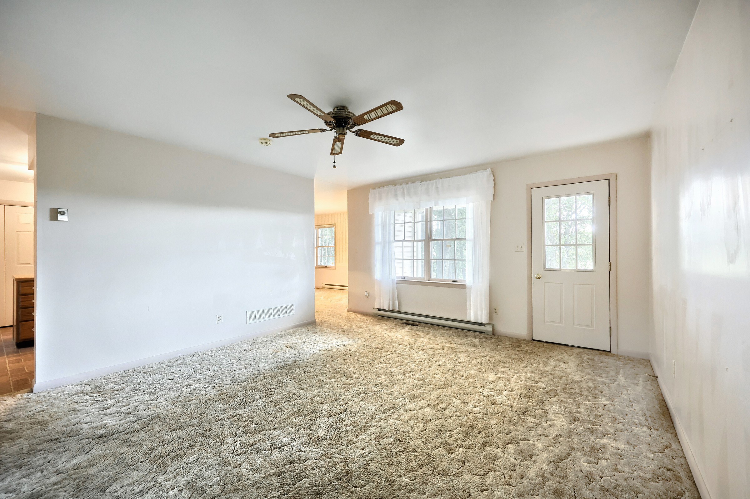 Felton, Pennsylvania, 17322, United States, 4 Bedrooms Bedrooms, ,2 BathroomsBathrooms,Residential,For Sale,1977692