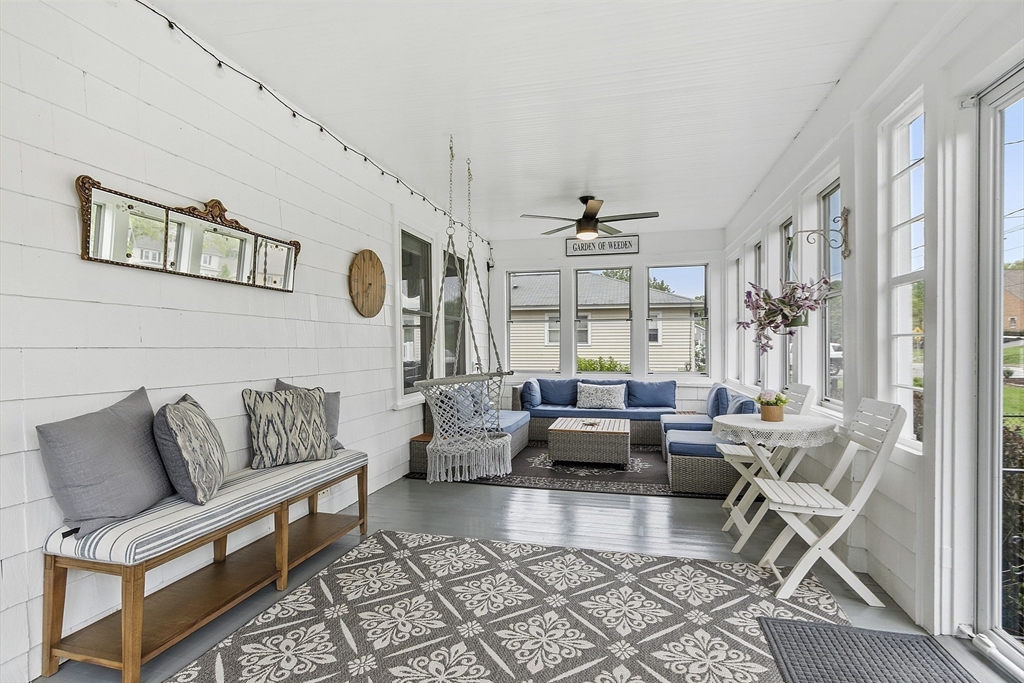 Lunenburg, Massachusetts, 01462, United States, 4 Bedrooms Bedrooms, ,2 BathroomsBathrooms,Residential,For Sale,1876161