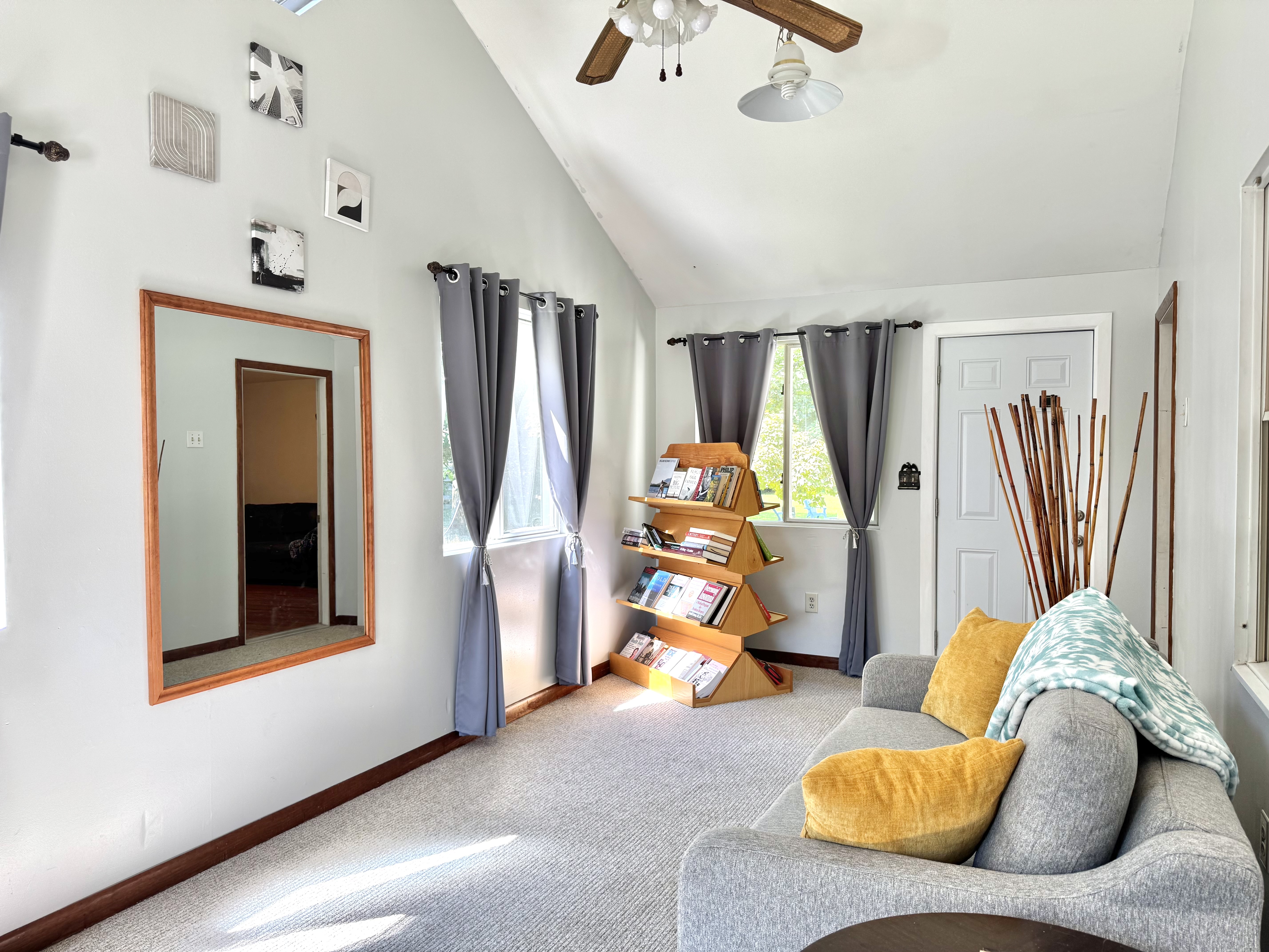 Catskill, New York, 12414, United States, 4 Bedrooms Bedrooms, ,2 BathroomsBathrooms,Residential,For Sale,1978791