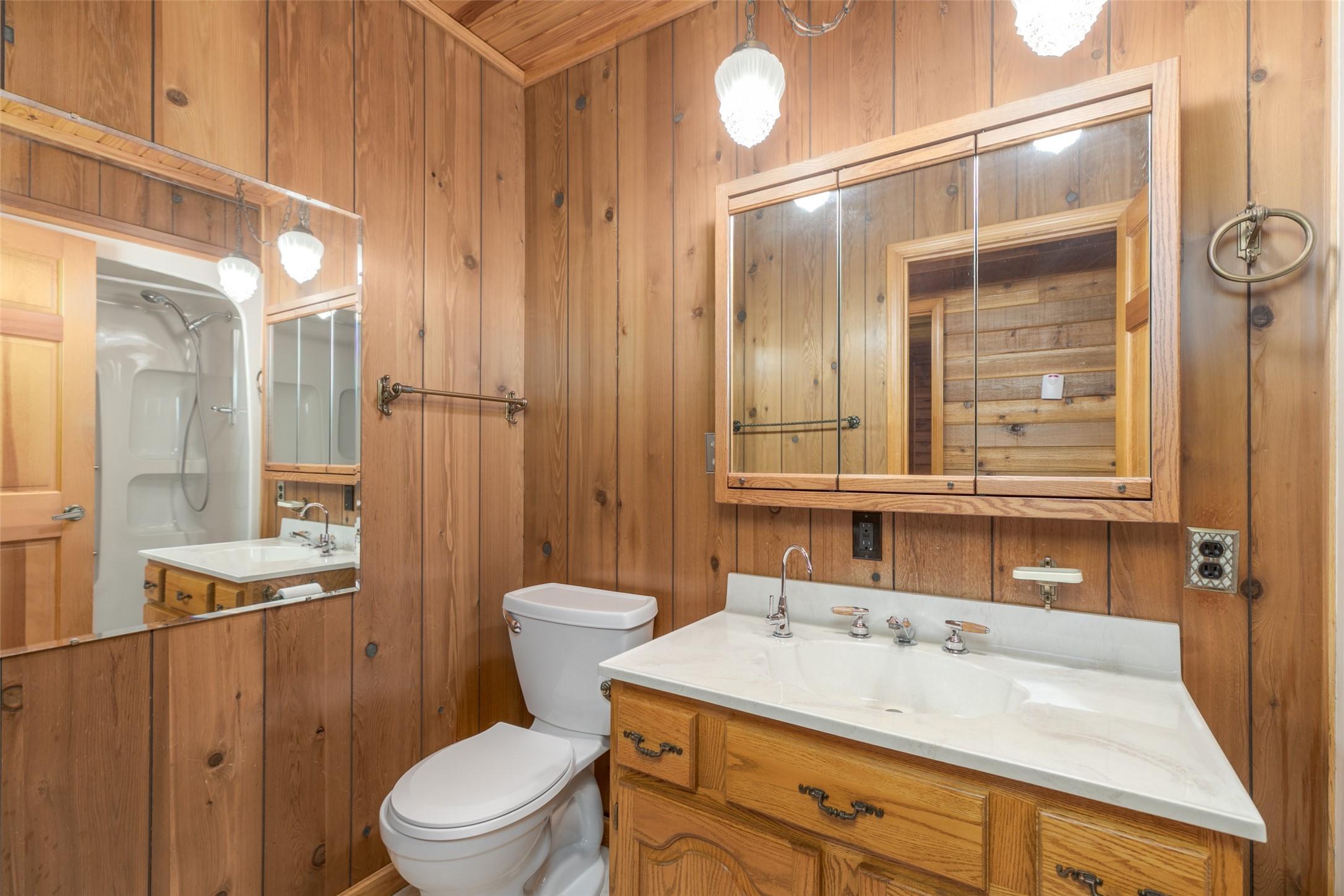 Adel, Iowa, 50003, United States, 3 Bedrooms Bedrooms, ,2 BathroomsBathrooms,Residential,For Sale,1888618