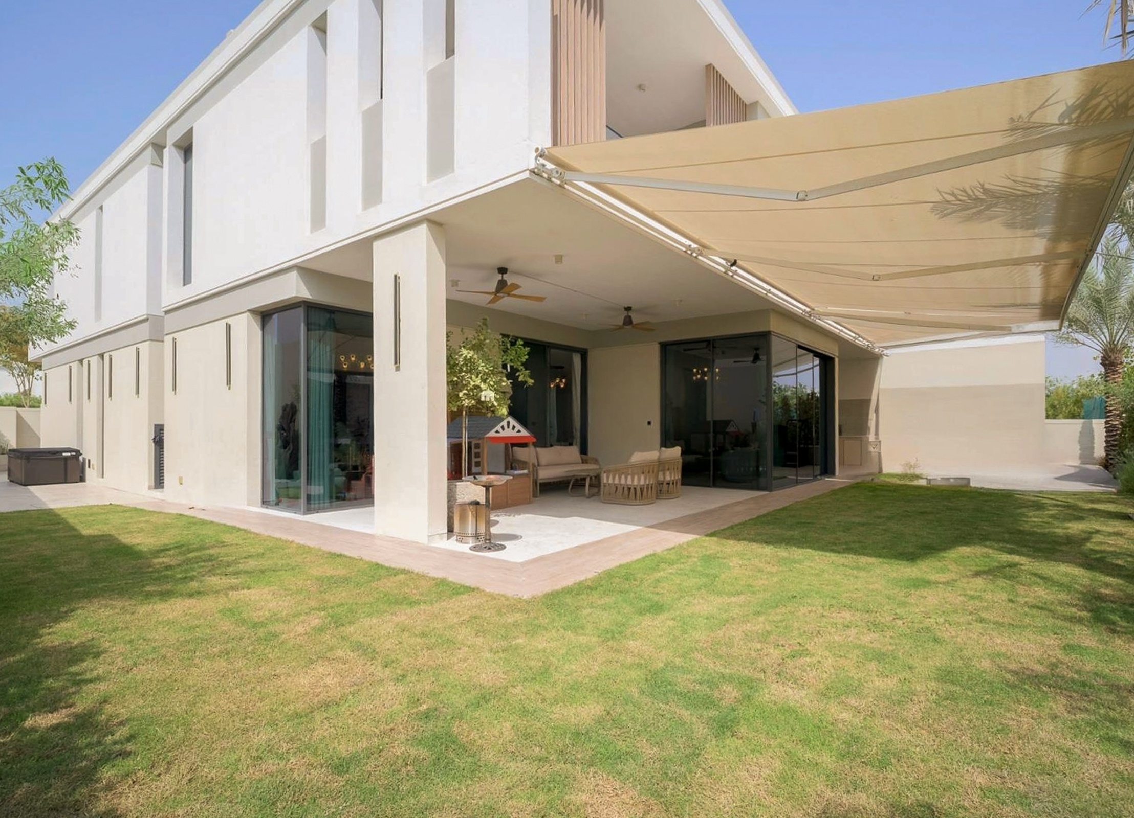  Vast Tilal Al Ghaf Villa with Elegant Upgrades - 物件實景