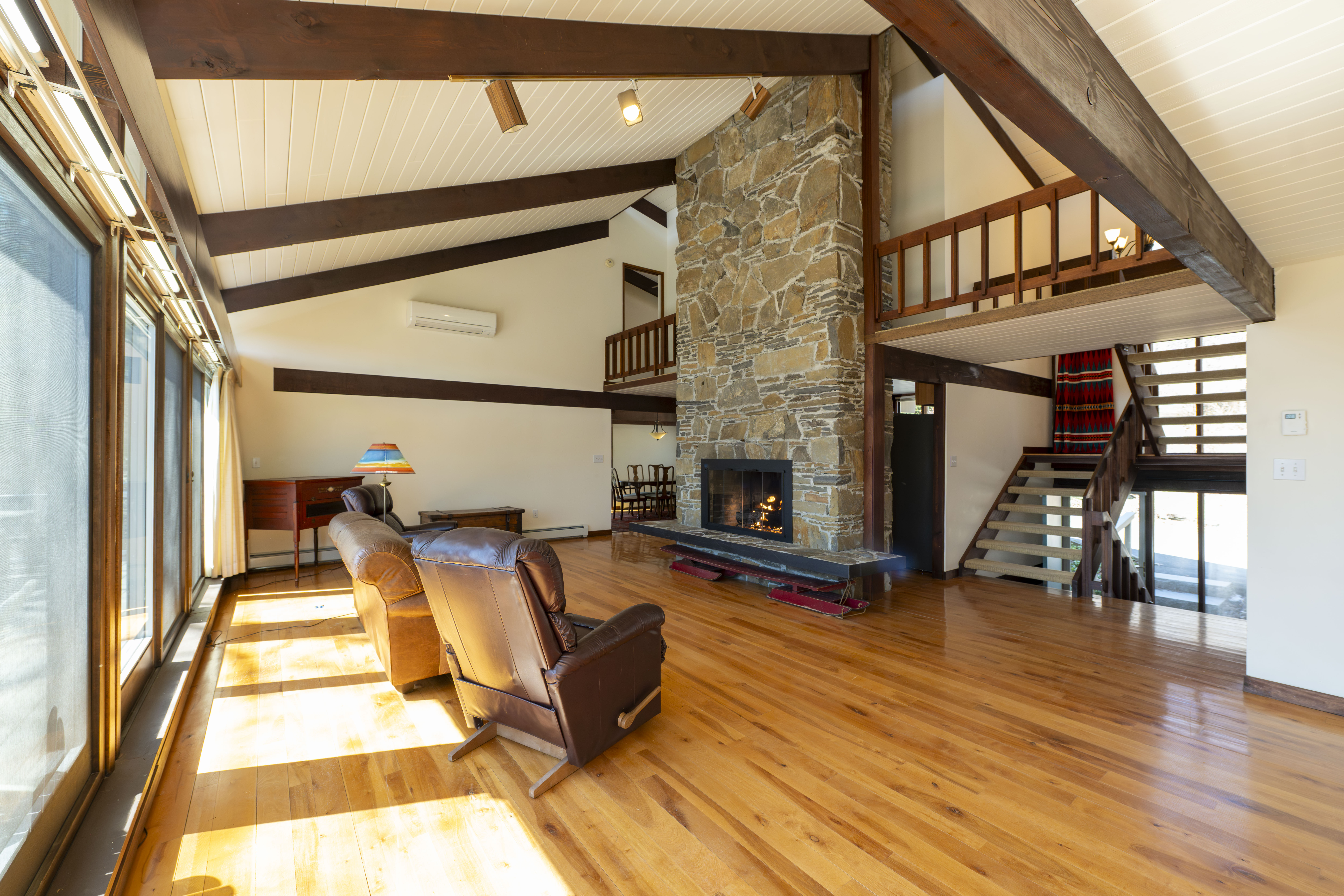  1877 Willard Road - 物件實景