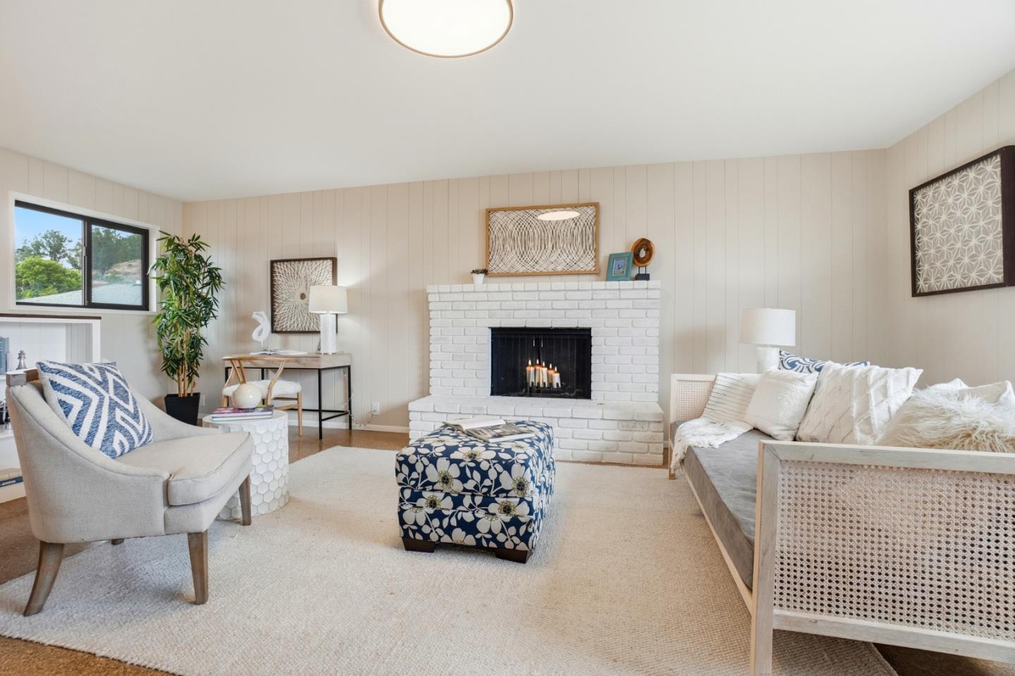 South San Francisco, California, 94080, United States, 4 Bedrooms Bedrooms, ,2 BathroomsBathrooms,Residential,For Sale,1992905