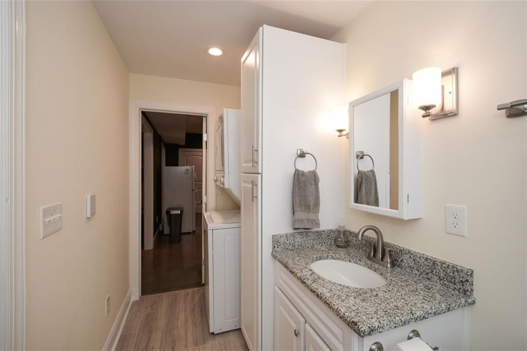 Dallas, Georgia, 30132, United States, 6 Bedrooms Bedrooms, ,5 BathroomsBathrooms,Residential,For Sale,1918553