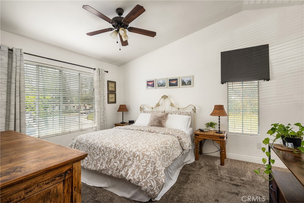 Lake Forest, California, 92610, United States, 2 Bedrooms Bedrooms, ,2 BathroomsBathrooms,Residential,For Sale,1846936