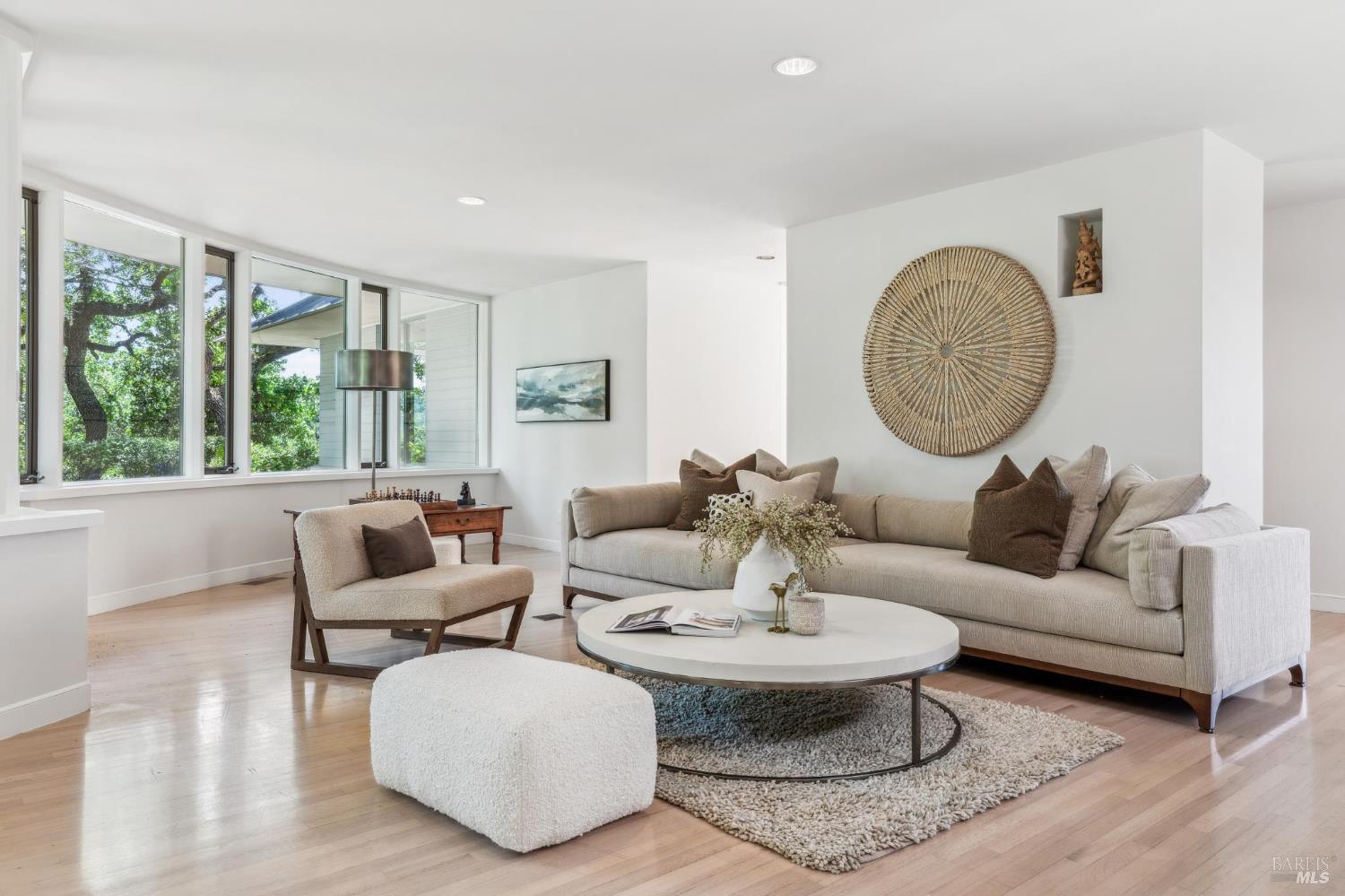 Napa, California, 94558, United States, 6 Bedrooms Bedrooms, ,8 BathroomsBathrooms,Residential,For Sale,1838690