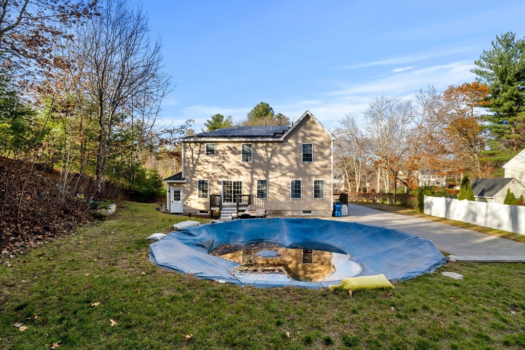 Tyngsboro, Massachusetts, 01879, United States, 4 Bedrooms Bedrooms, ,4 BathroomsBathrooms,Residential,For Sale,2000977