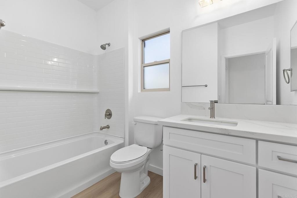 Lemon Grove, California, 91945, United States, 3 Bedrooms Bedrooms, ,3 BathroomsBathrooms,Residential,For Sale,1925482