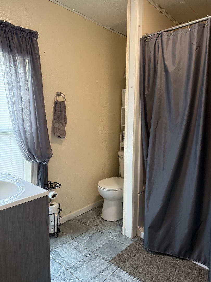 Belvidere, Illinois, 61008, United States, 3 Bedrooms Bedrooms, ,3 BathroomsBathrooms,Residential,For Sale,1795065