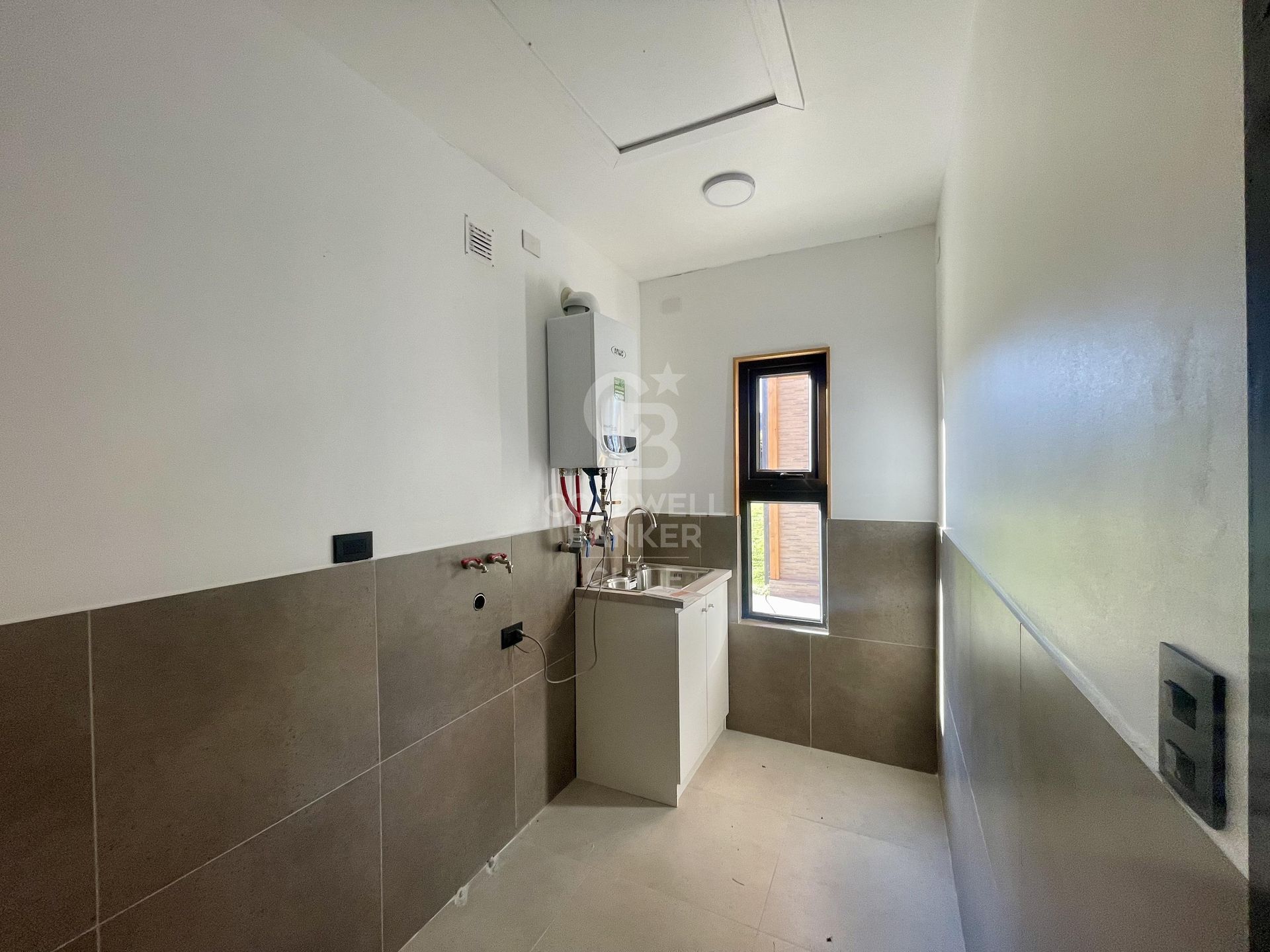 Puerto Montt, Chile, 3 Bedrooms Bedrooms, ,3 BathroomsBathrooms,Residential,For Sale,2002032