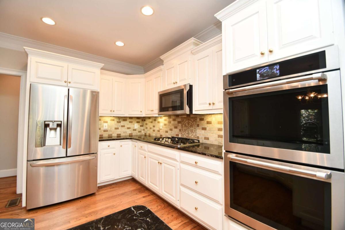 Athens, Georgia, 30607, United States, 5 Bedrooms Bedrooms, ,5 BathroomsBathrooms,Residential,For Sale,1993112