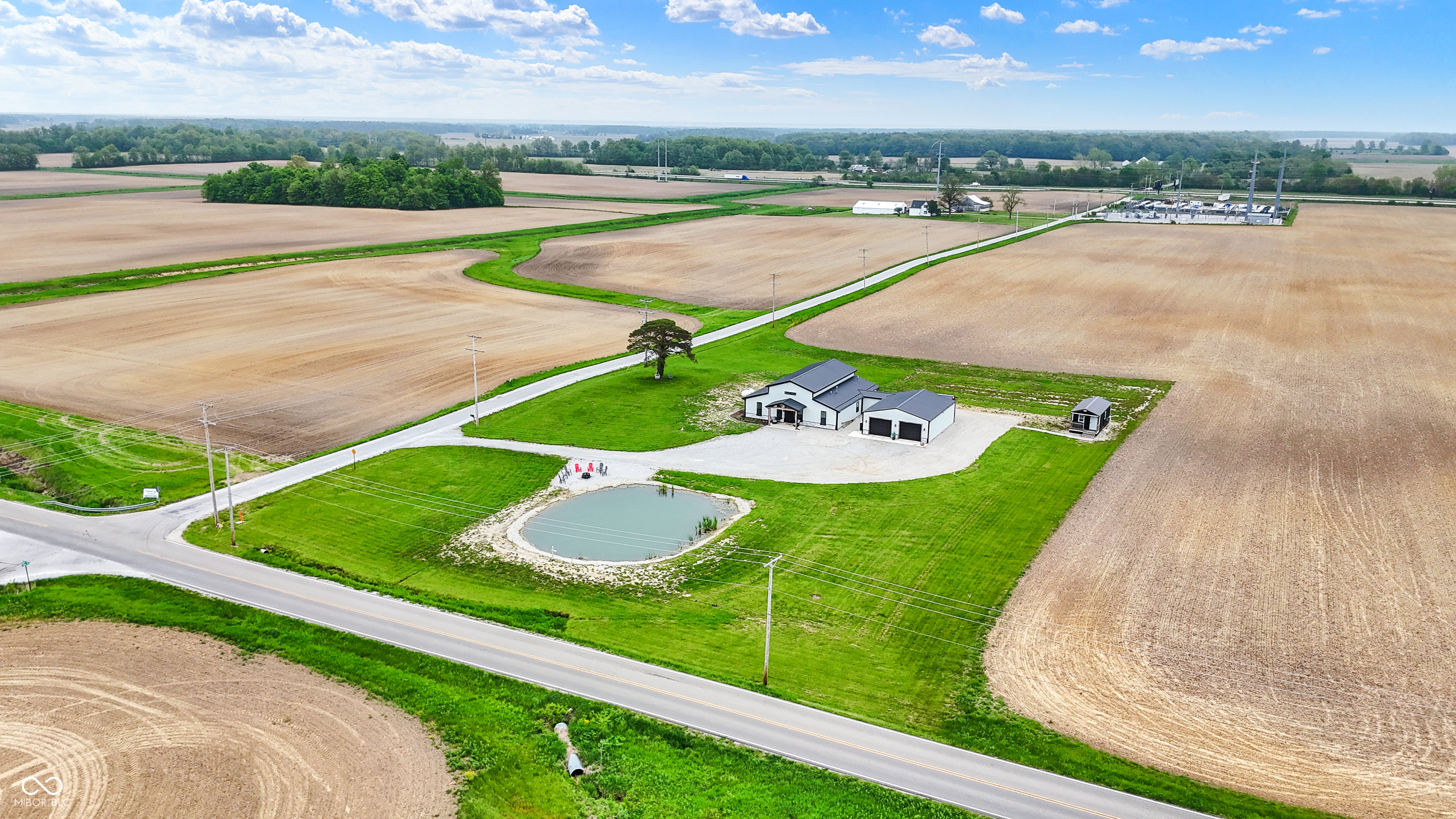 Marion, Indiana, 46952, United States, 5 Bedrooms Bedrooms, ,4 BathroomsBathrooms,Residential,For Sale,1915363