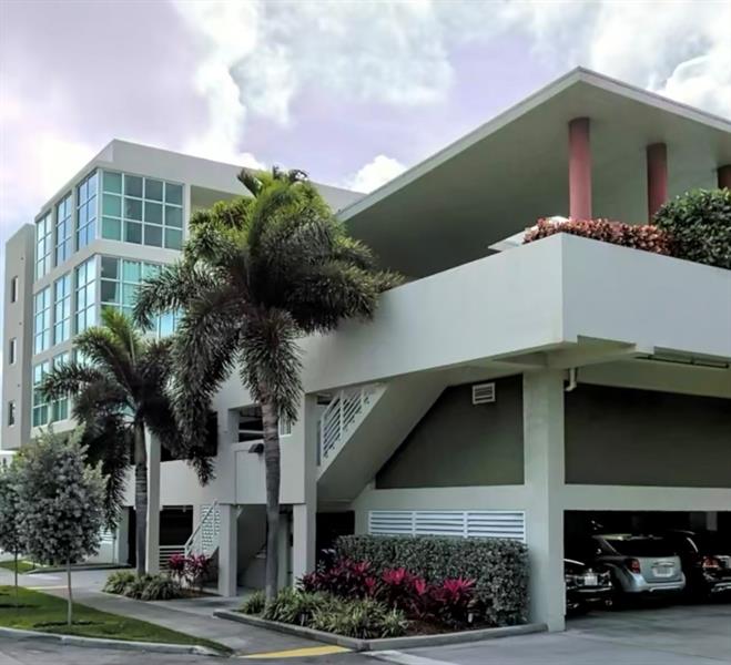 Wilton Manors, Florida, 33305, United States, 2 Bedrooms Bedrooms, ,2 BathroomsBathrooms,Residential,For Sale,2001812