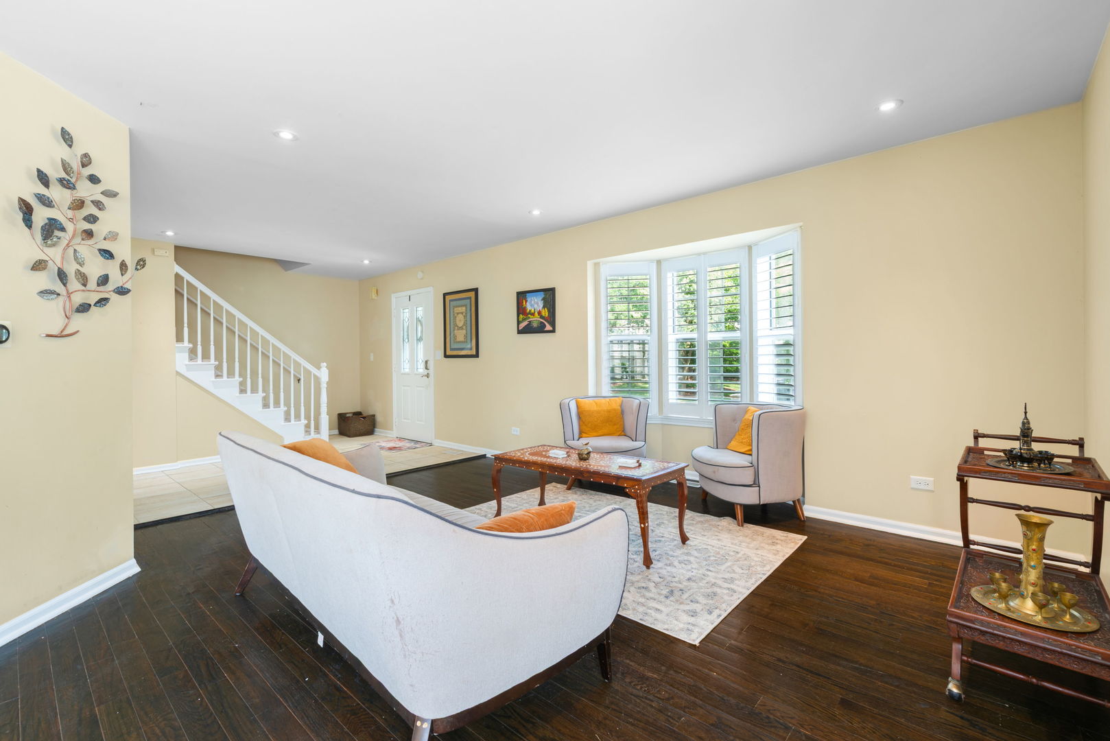 Carol Stream, Illinois, 60188, United States, 4 Bedrooms Bedrooms, ,4 BathroomsBathrooms,Residential,For Sale,1903494