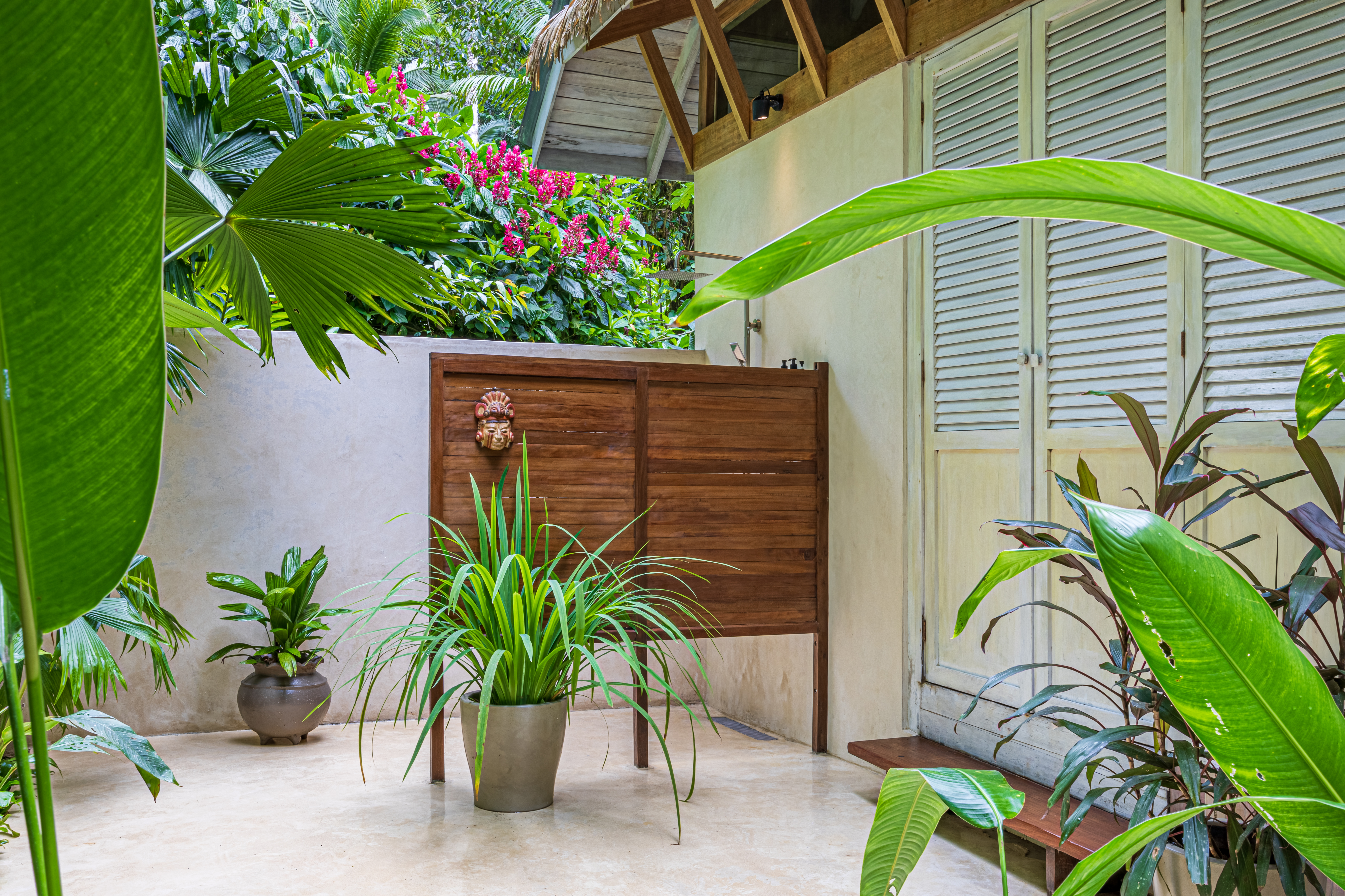 Golfito, Puntarenas, CR, 15 Bedrooms Bedrooms, ,13 BathroomsBathrooms,Residential,For Sale,1903279