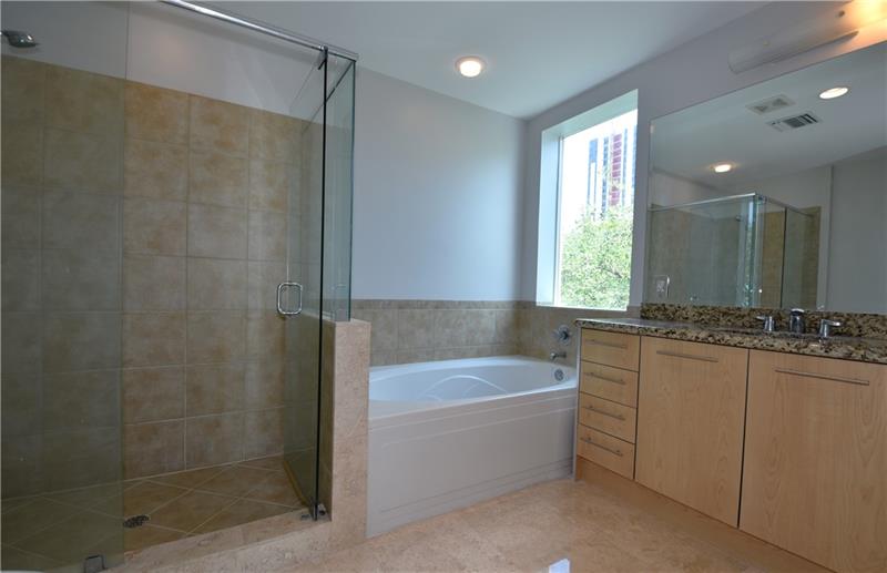 Fort Lauderdale, Florida, 33304, United States, 3 Bedrooms Bedrooms, ,4 BathroomsBathrooms,Residential,For Sale,1793977