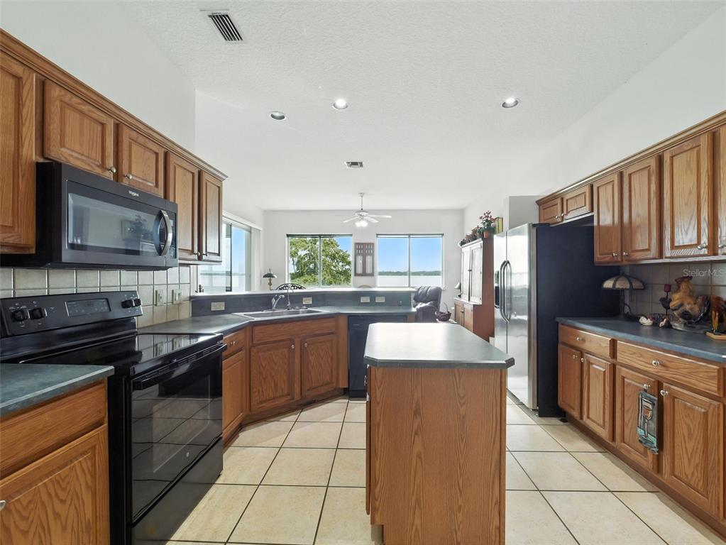 Sanford, Florida, 32773, United States, 3 Bedrooms Bedrooms, ,2 BathroomsBathrooms,Residential,For Sale,1901091