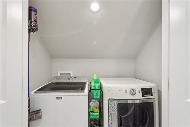 Madisonville, Louisiana, 70447, United States, 5 Bedrooms Bedrooms, ,3 BathroomsBathrooms,Residential,For Sale,1998528