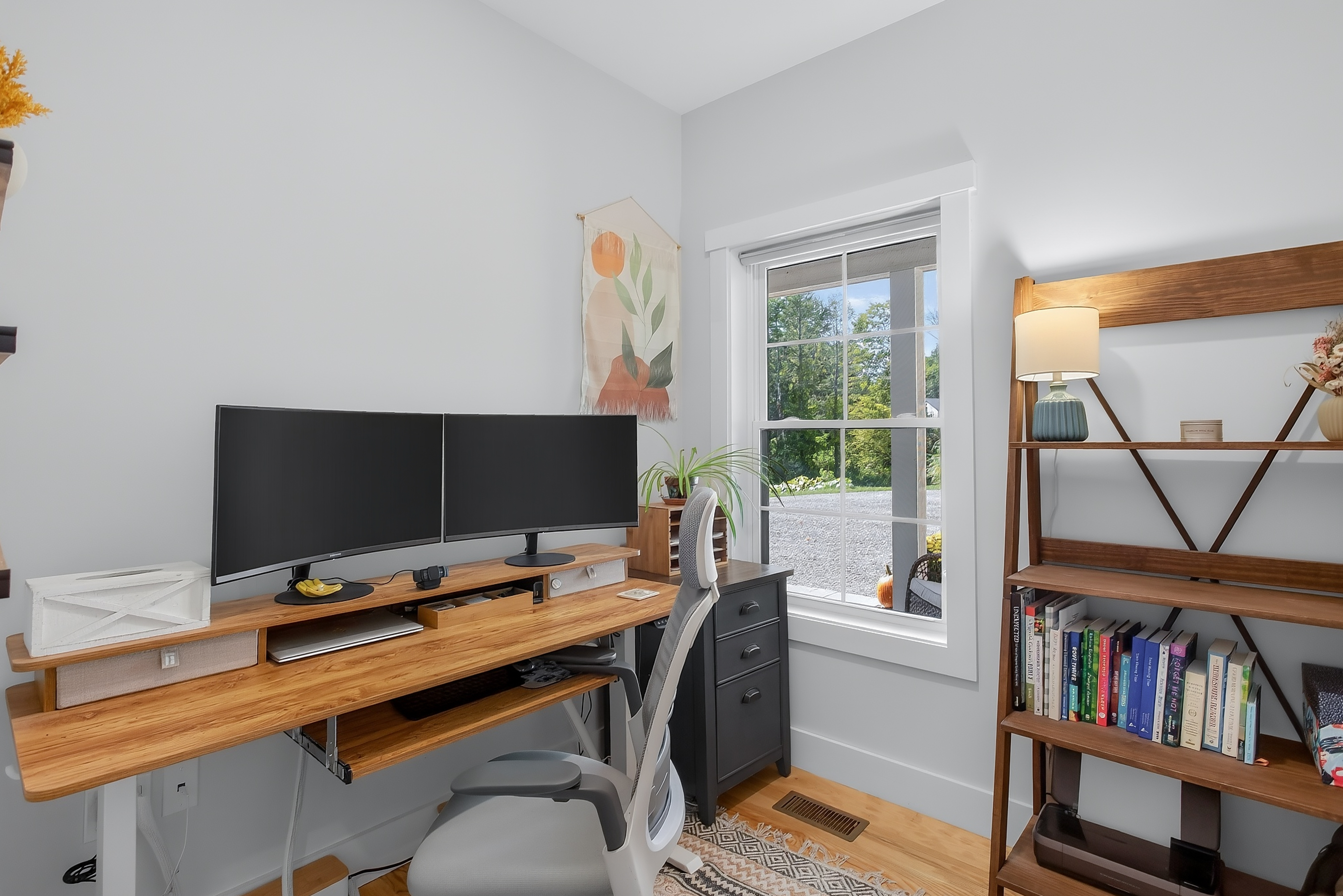  2022 Custom Craftsman: Main-Level Living, In-Law Suite, & Mountain Proximity - 物件實景