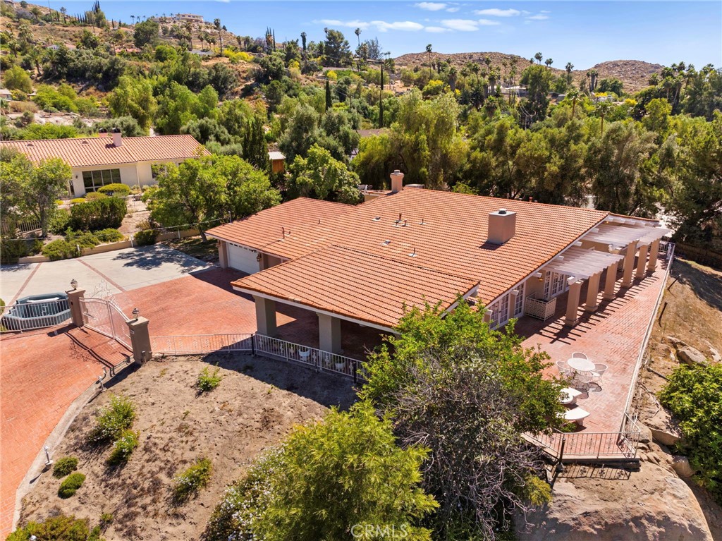 Hemet, California, 92544, United States, 5 Bedrooms Bedrooms, ,4 BathroomsBathrooms,Residential,For Sale,1896645