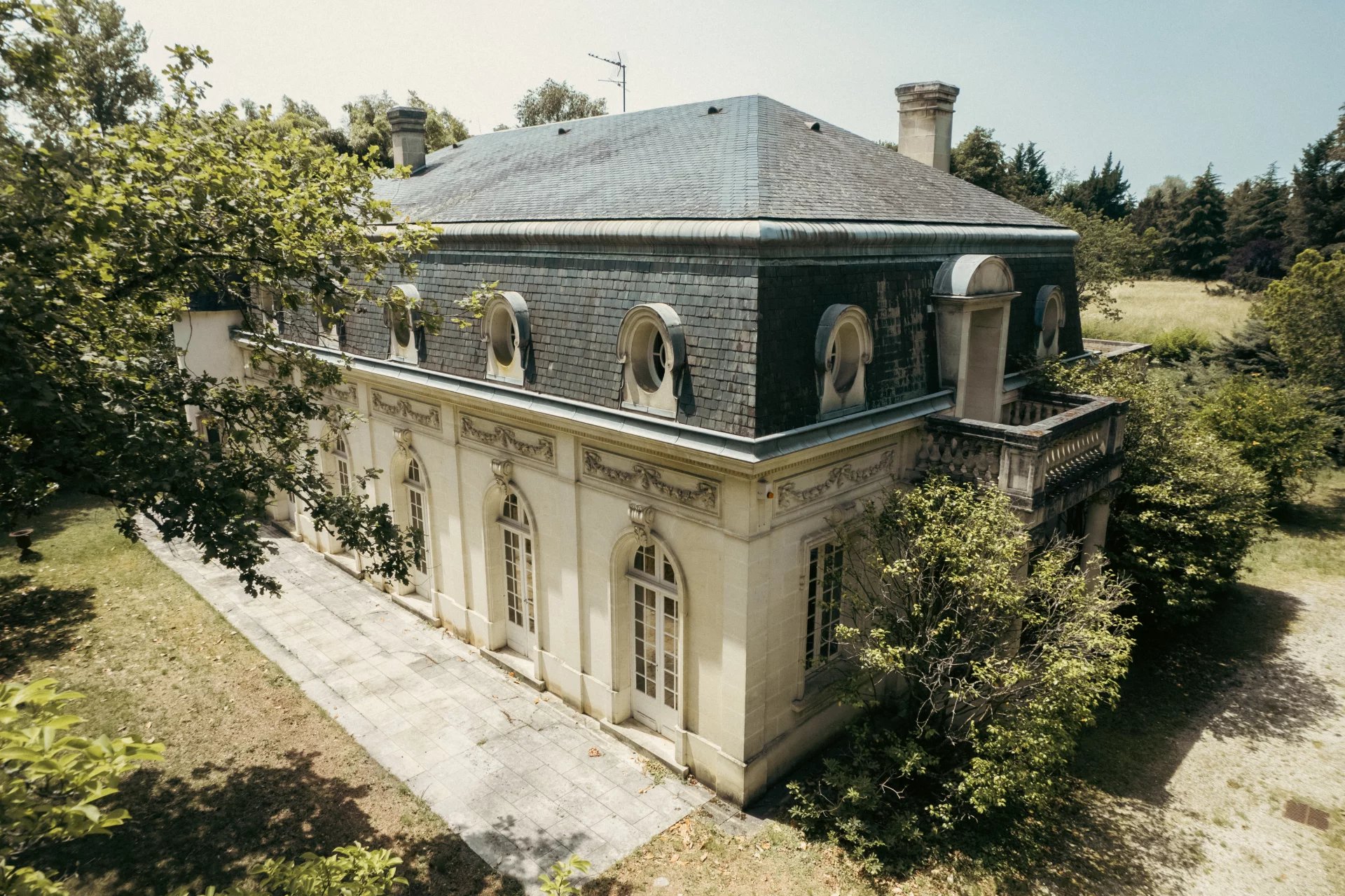 Le Bouscat, New Aquitaine, 33110, FR, 10 Bedrooms Bedrooms, ,Residential,For Sale,1401251