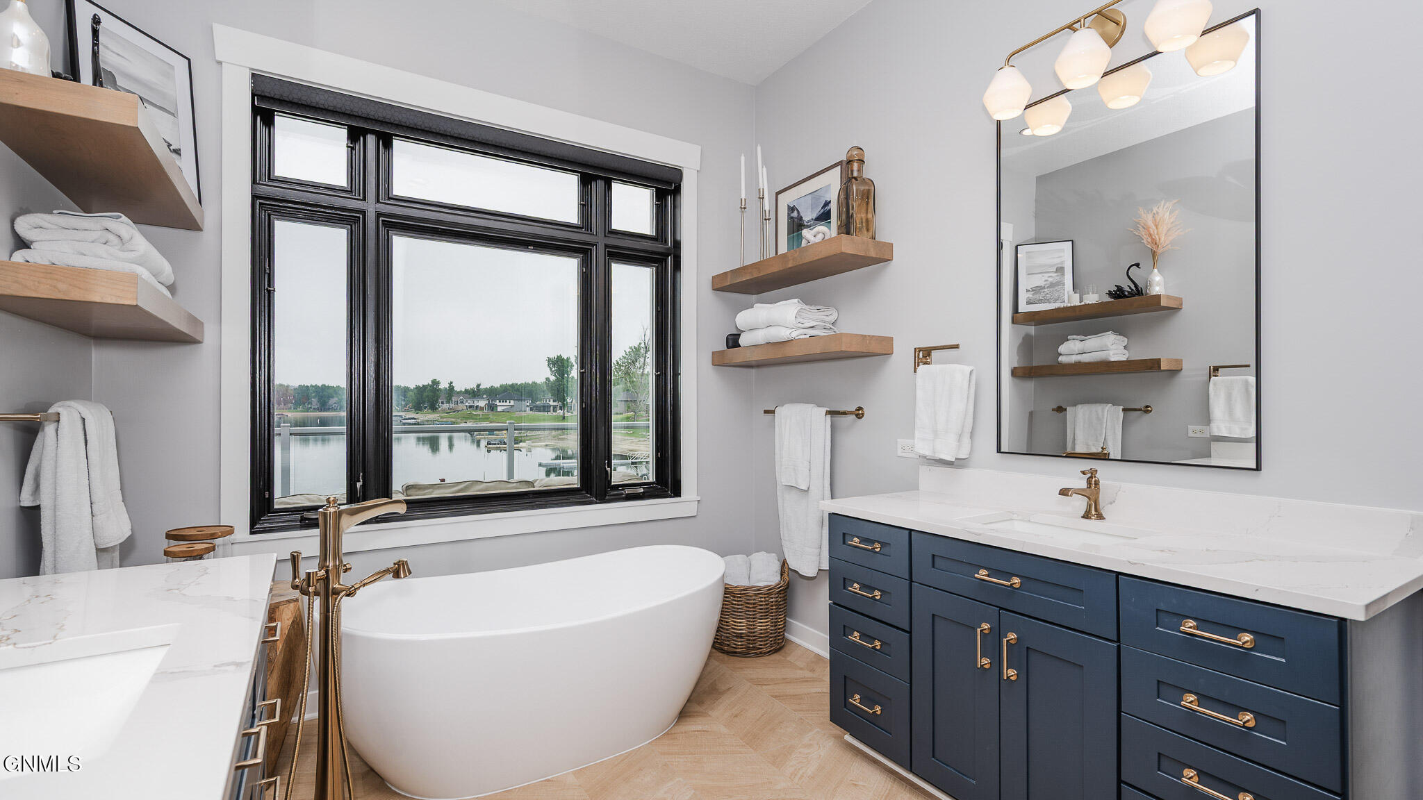 Bismarck, North Dakota, 58504, United States, 6 Bedrooms Bedrooms, ,4 BathroomsBathrooms,Residential,For Sale,1982102