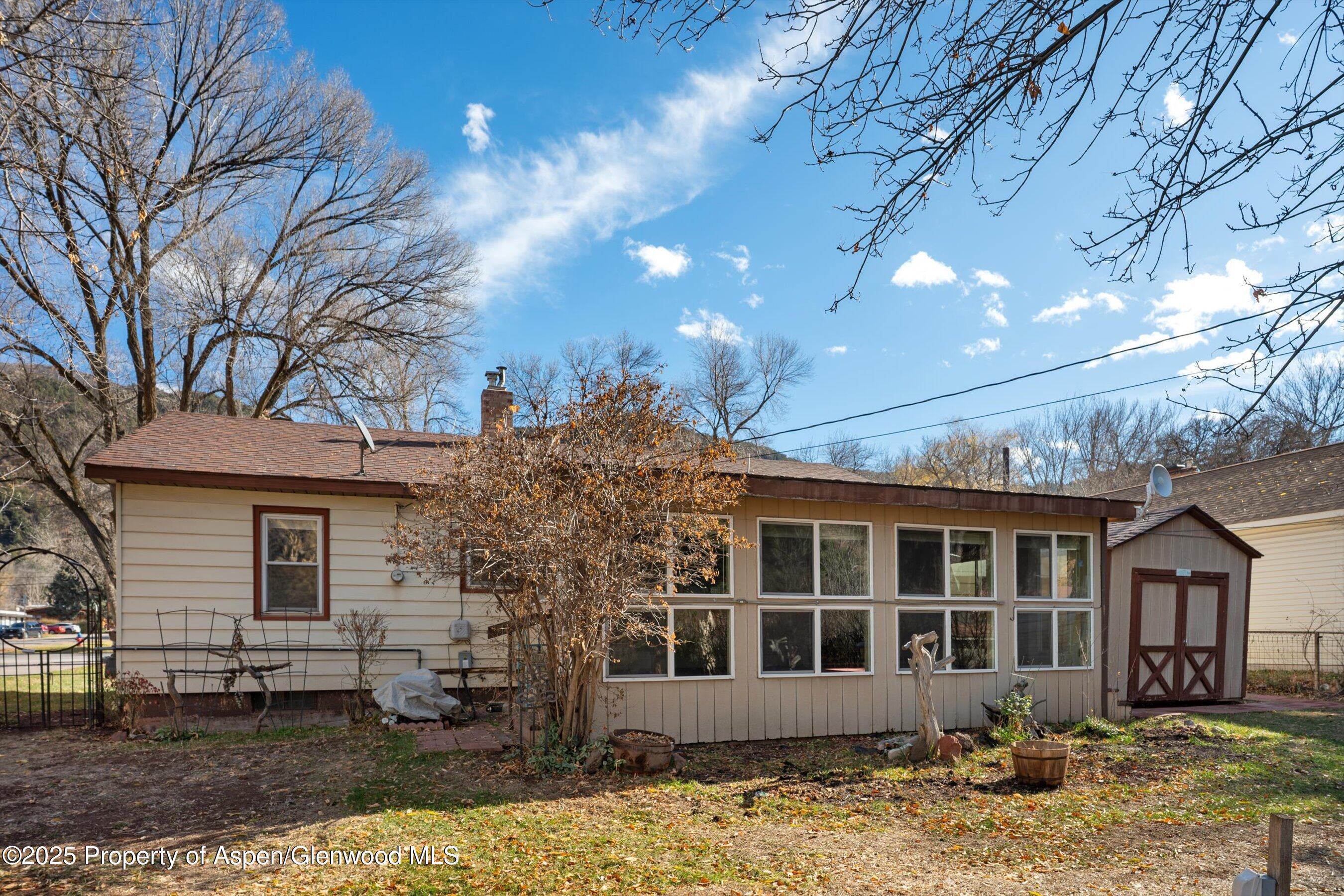 Glenwood Springs, Colorado, 81601, United States, 4 Bedrooms Bedrooms, ,2 BathroomsBathrooms,Residential,For Sale,1997060