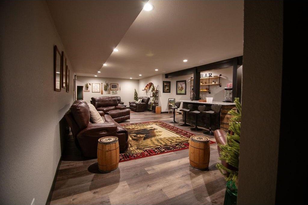 Alexandria, Minnesota, 56308, United States, 4 Bedrooms Bedrooms, ,4 BathroomsBathrooms,Residential,For Sale,2039906