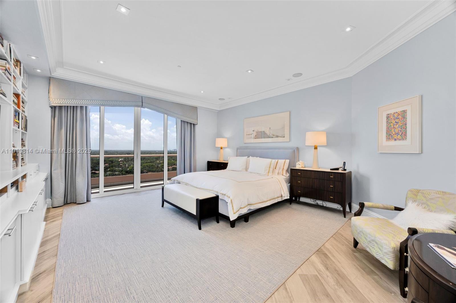 Coral Gables, Florida, 33133, United States, 3 Bedrooms Bedrooms, ,4 BathroomsBathrooms,Residential,For Sale,1989420