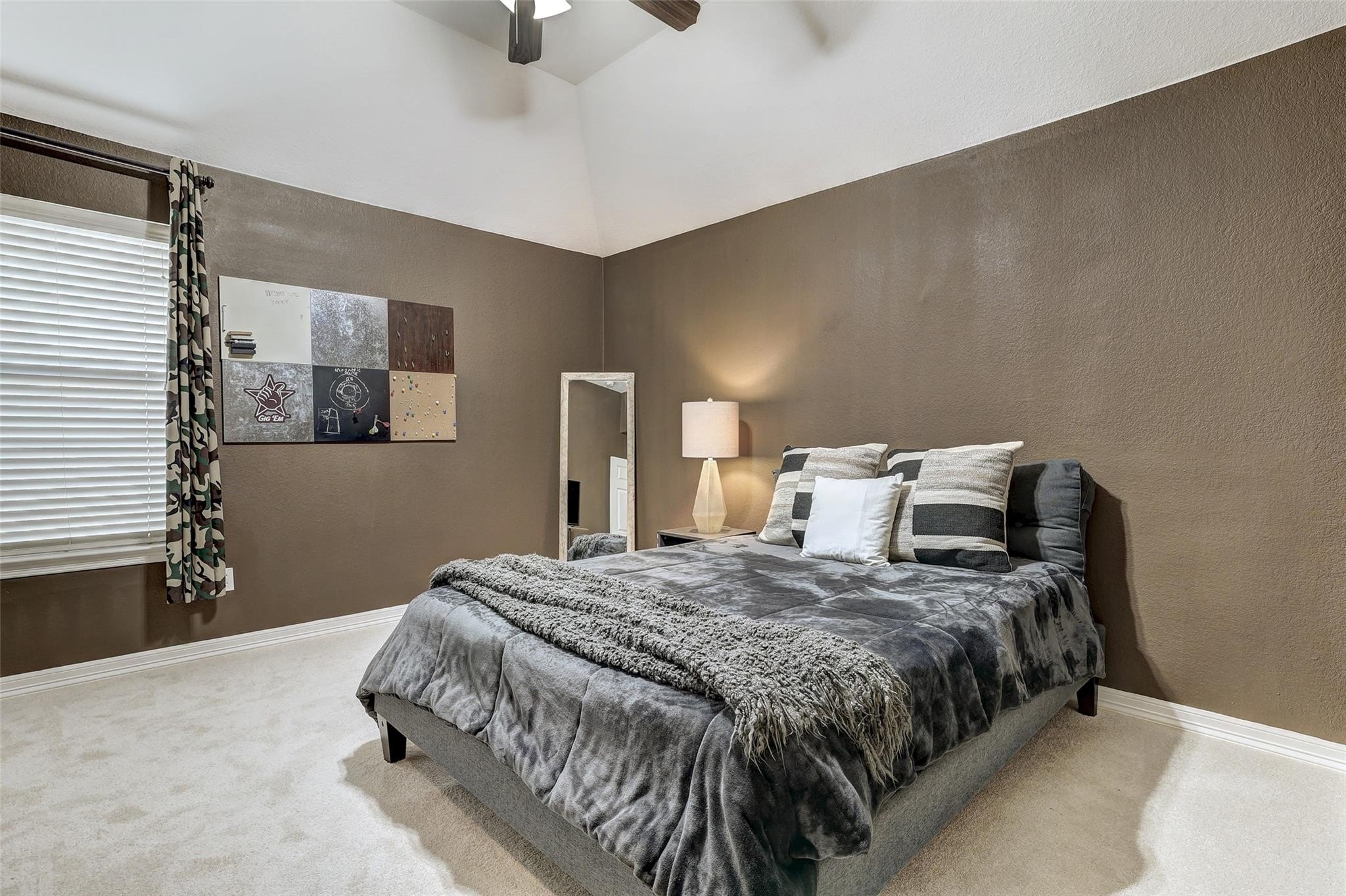 Round Rock, Texas, 78681, United States, 5 Bedrooms Bedrooms, ,4 BathroomsBathrooms,Residential,For Sale,2005669