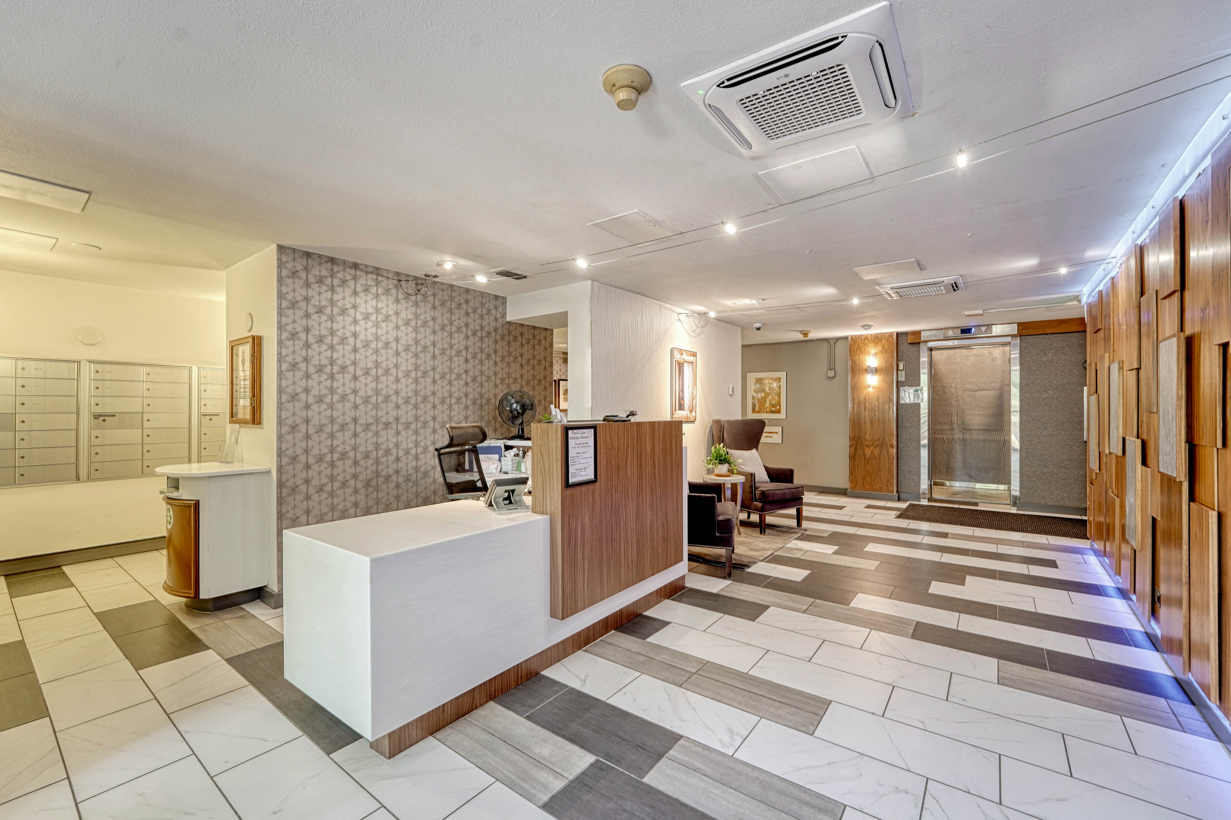  Contemporary Condo Perched on 7th Floor Above Washington Park - 物件實景