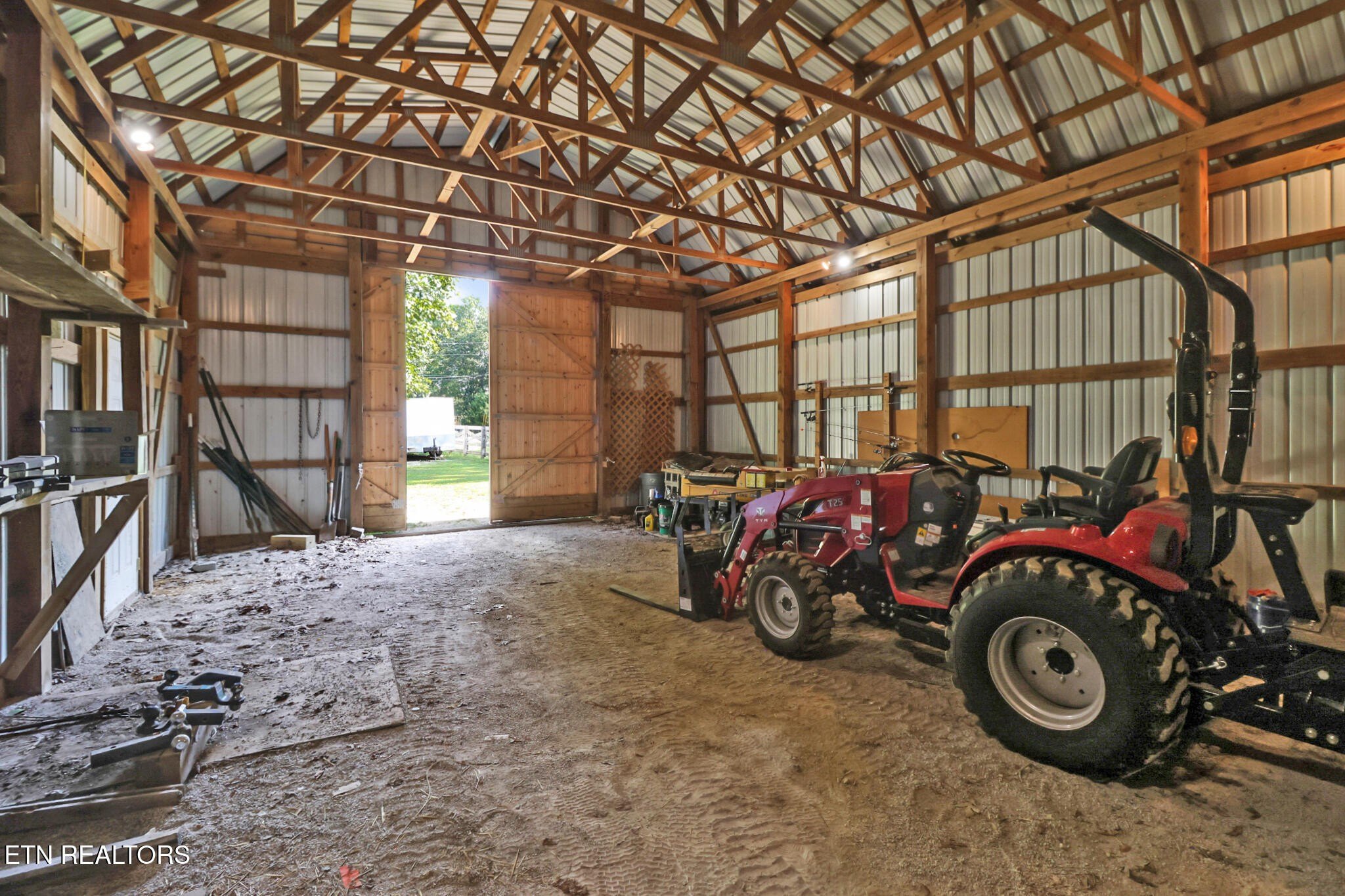 Crossville, Tennessee, 38555, United States, 4 Bedrooms Bedrooms, ,3 BathroomsBathrooms,Residential,For Sale,2005709