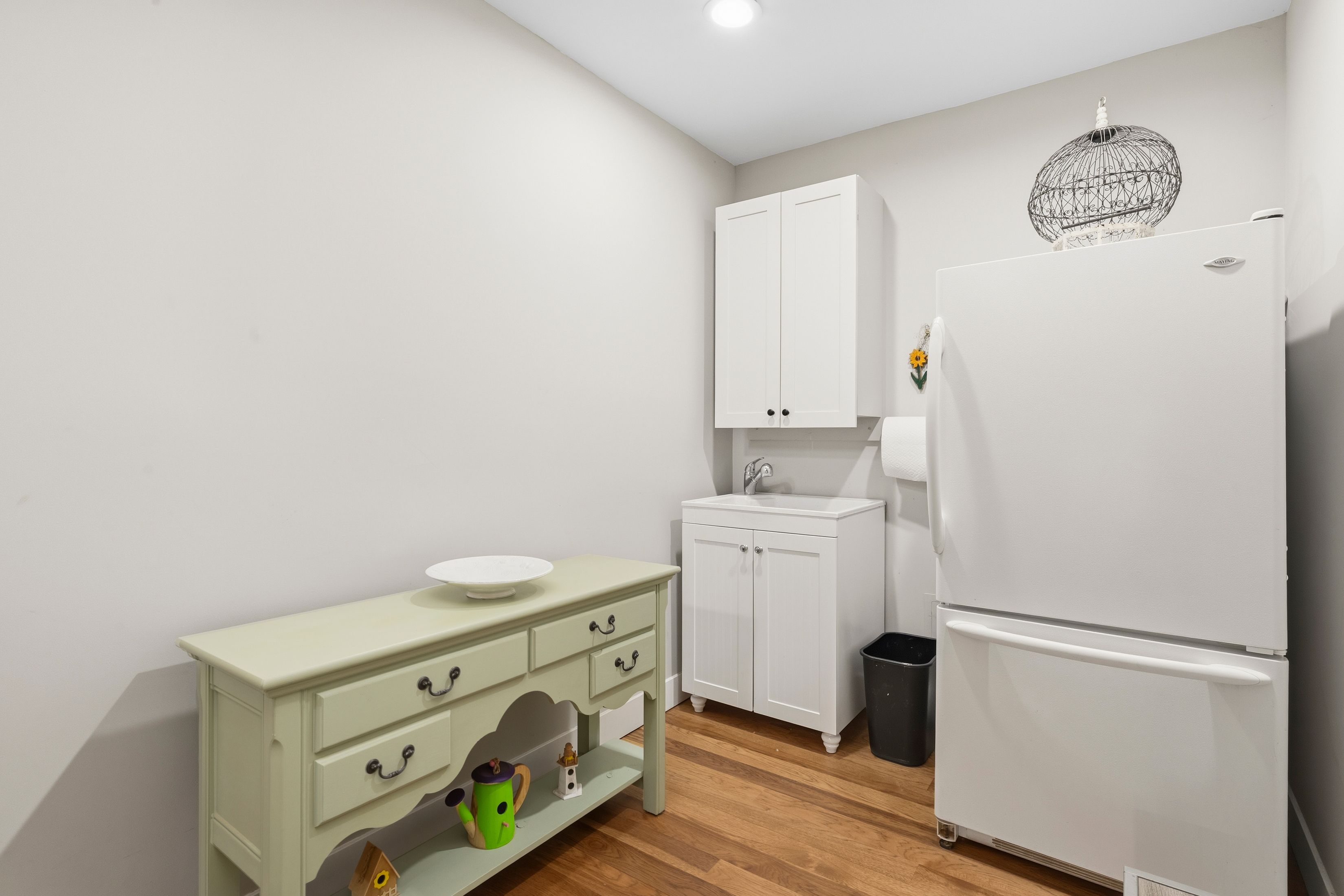  Beautifully Updated Raised Ranch, Perfectly Positioned to Capture Views - 物件實景