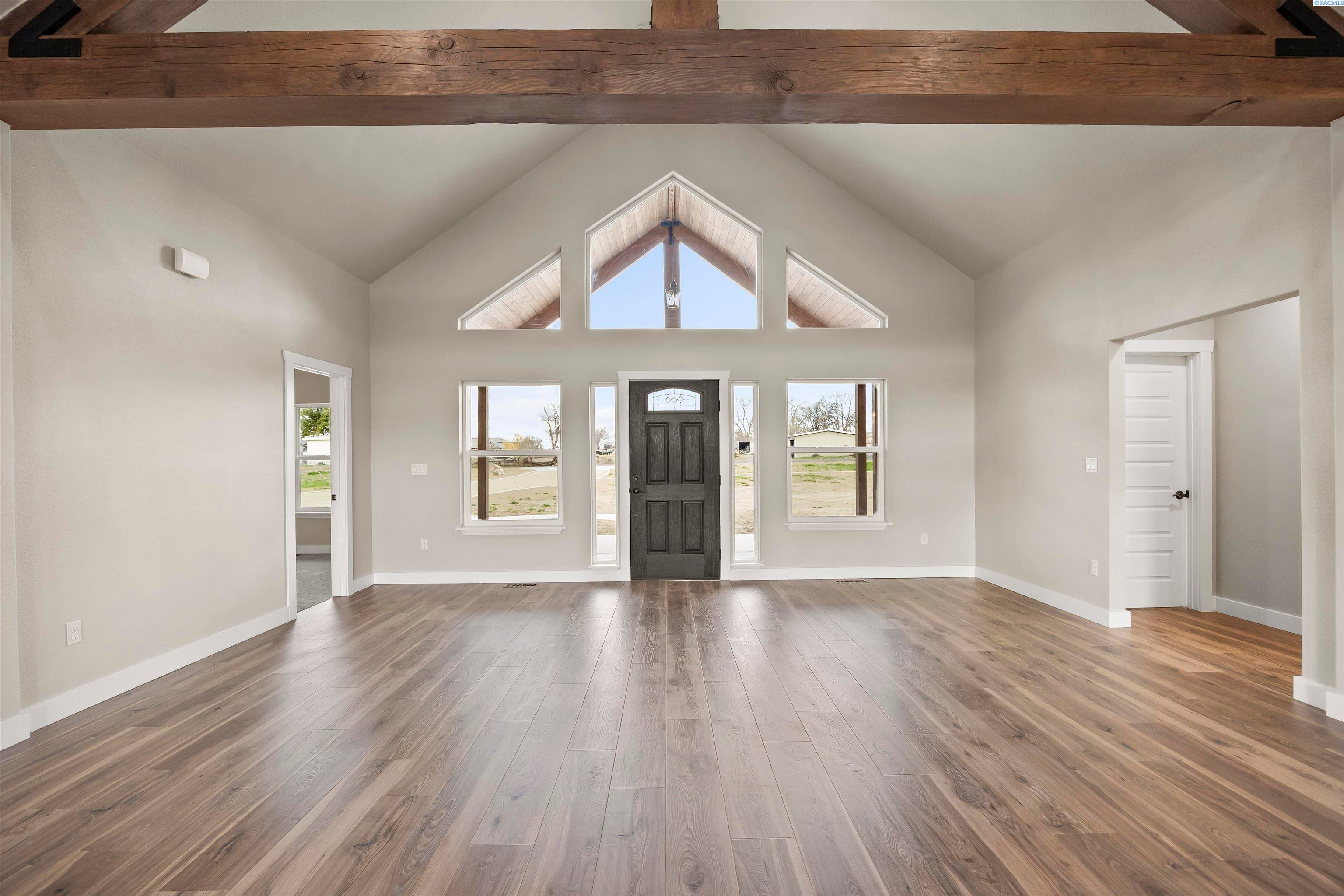 Prosser, Washington, 99350, United States, 3 Bedrooms Bedrooms, ,2 BathroomsBathrooms,Residential,For Sale,2027439