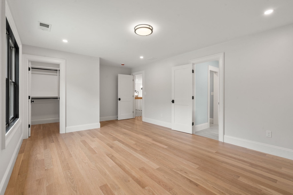 Westwood, Massachusetts, 02090, United States, 5 Bedrooms Bedrooms, ,5 BathroomsBathrooms,Residential,For Sale,1911878