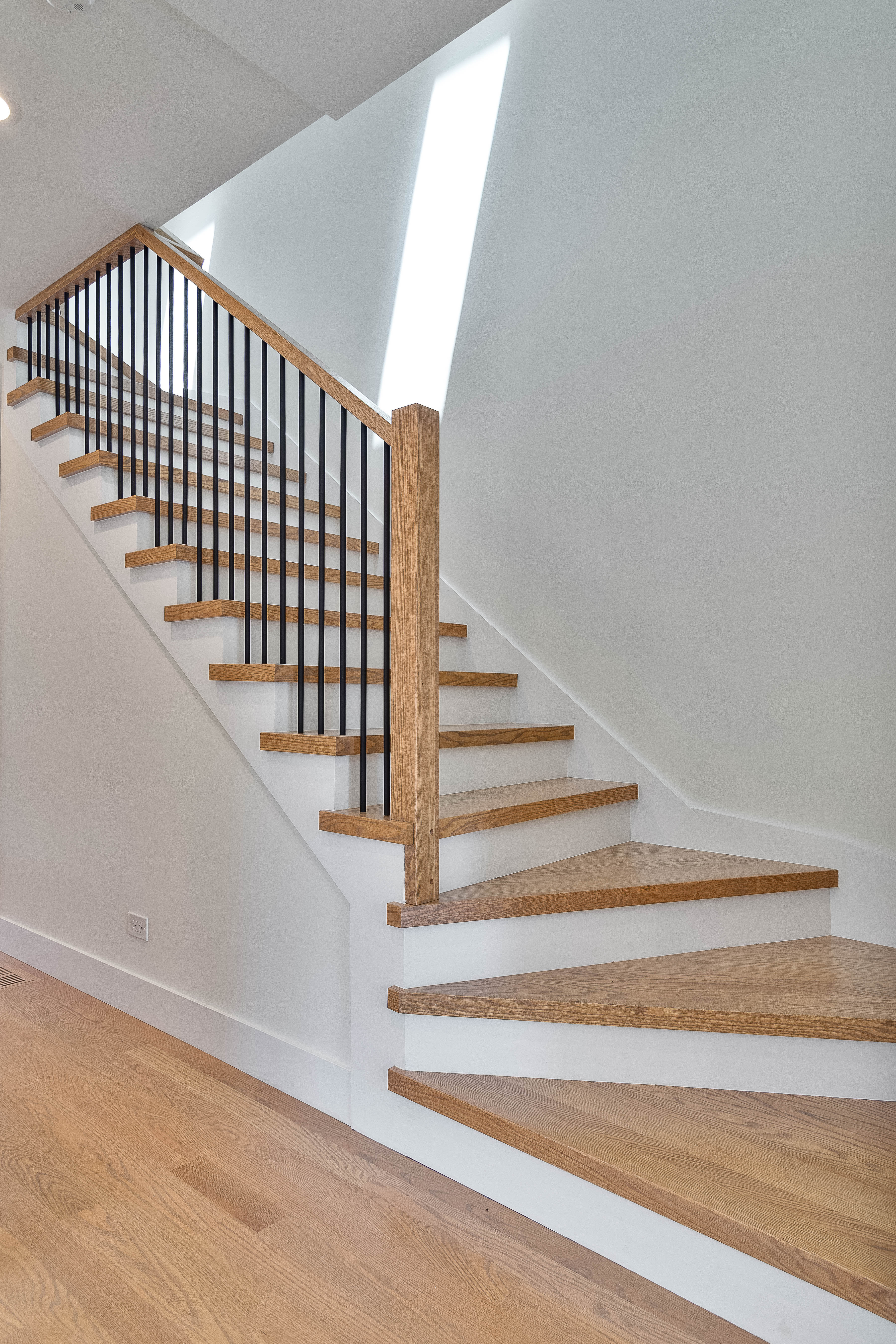  Impeccable 4 Bedroom, 3.1 Bath New Construction Single-family Home - 物件實景