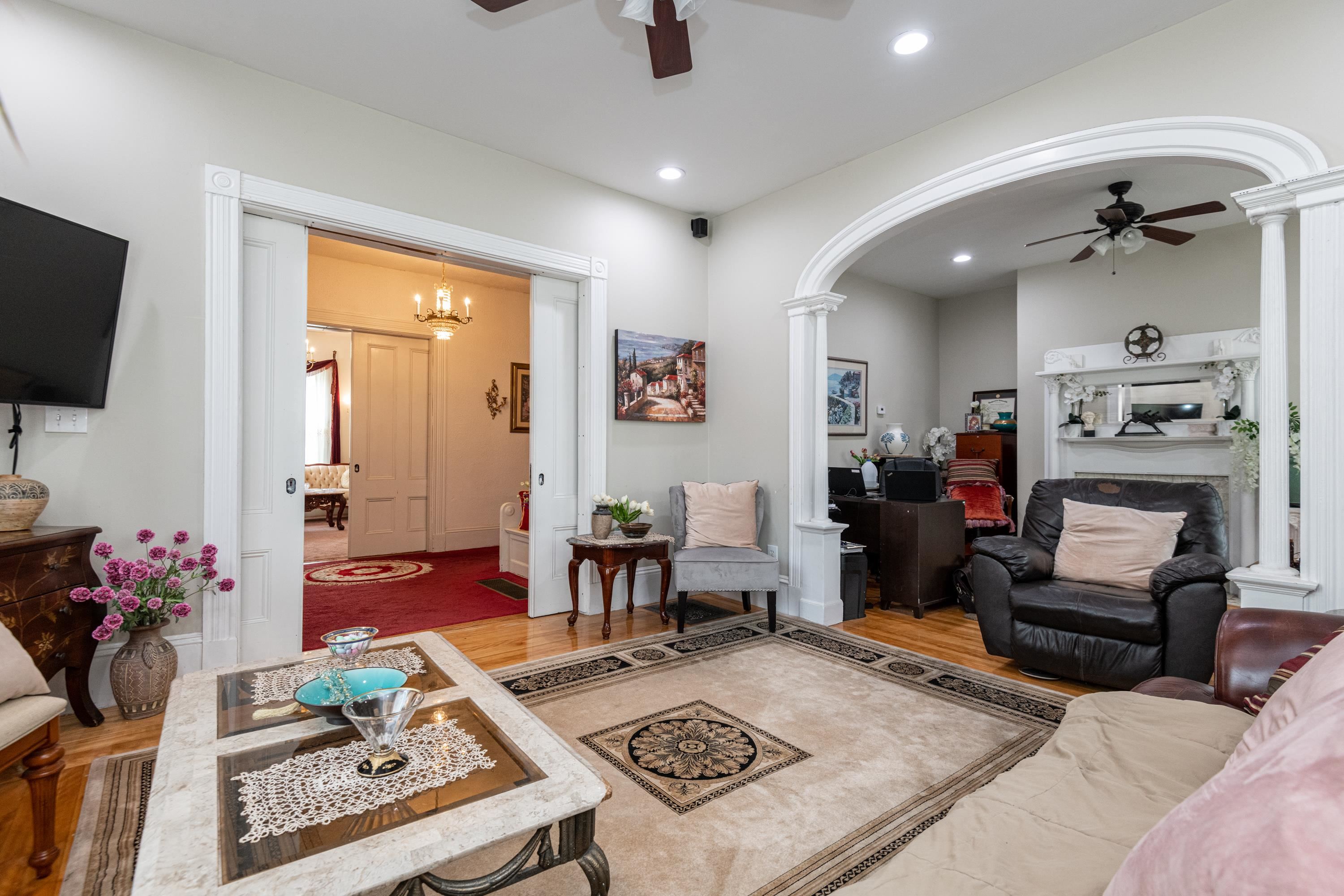 Nashua, New Hampshire, 03064, United States, ,Residential,For Sale,1924179