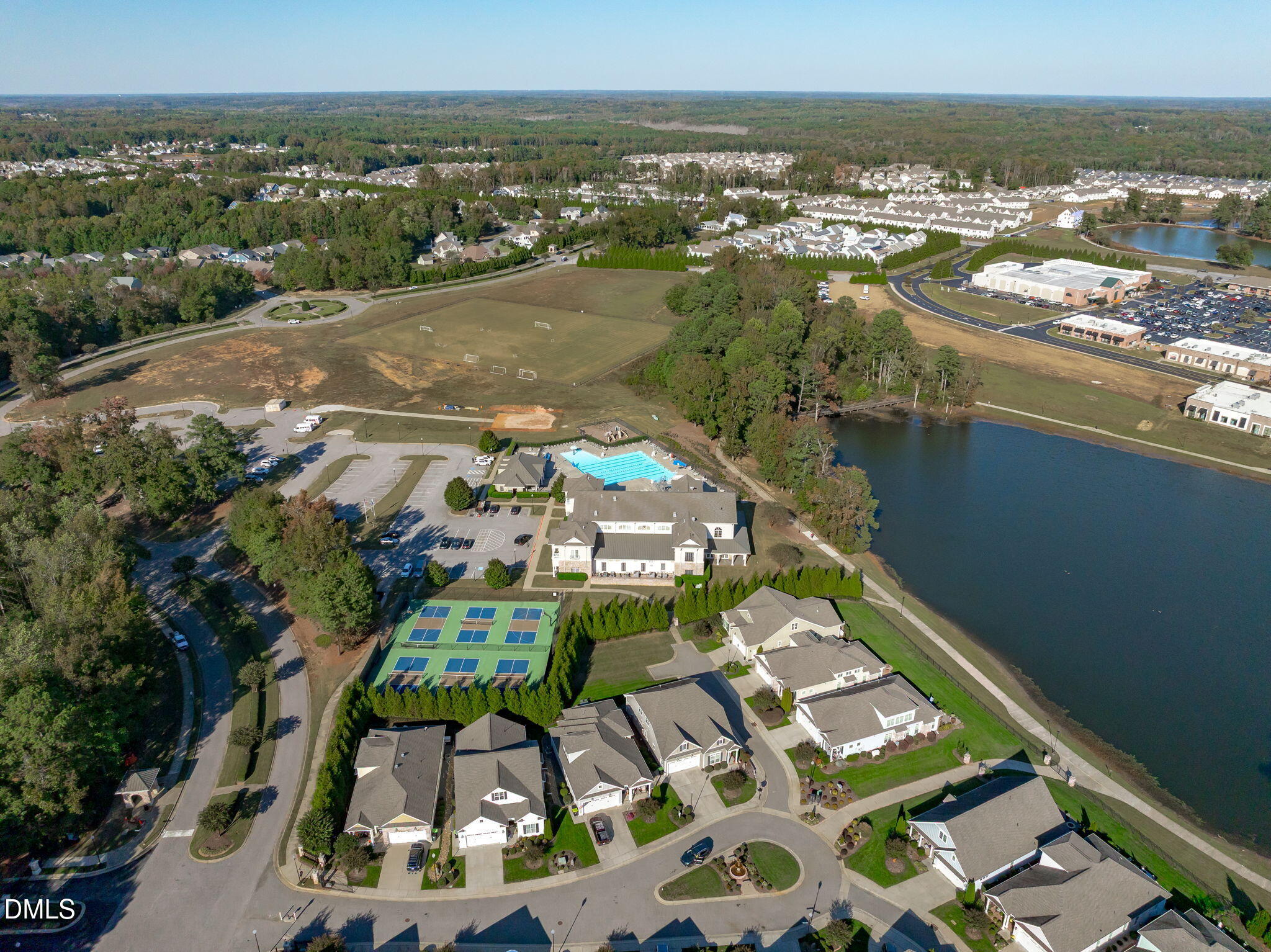 Clayton, North Carolina, 27527, United States, 5 Bedrooms Bedrooms, ,4 BathroomsBathrooms,Residential,For Sale,1969461