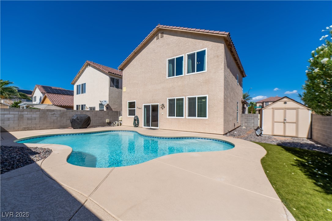 Las Vegas, Nevada, 89129, United States, 4 Bedrooms Bedrooms, ,3 BathroomsBathrooms,Residential,For Sale,1958001