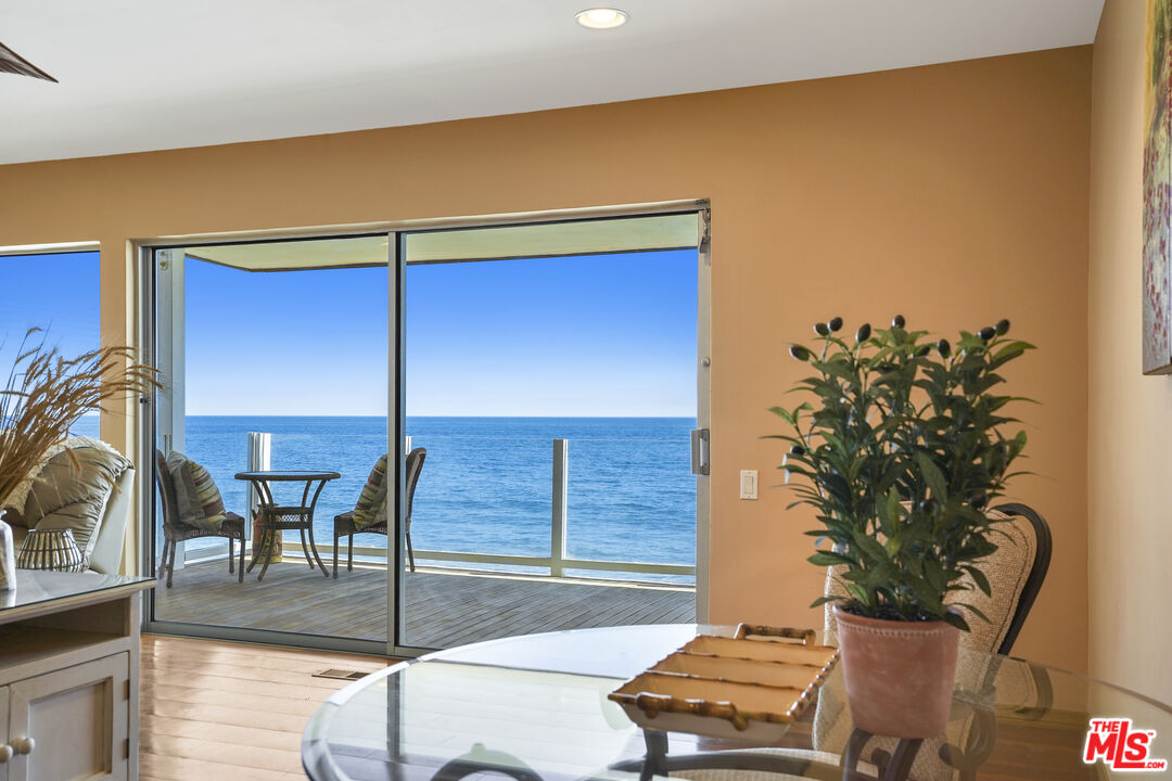 Malibu, California, 90265, United States, 2 Bedrooms Bedrooms, ,2 BathroomsBathrooms,Residential,For Sale,1865571