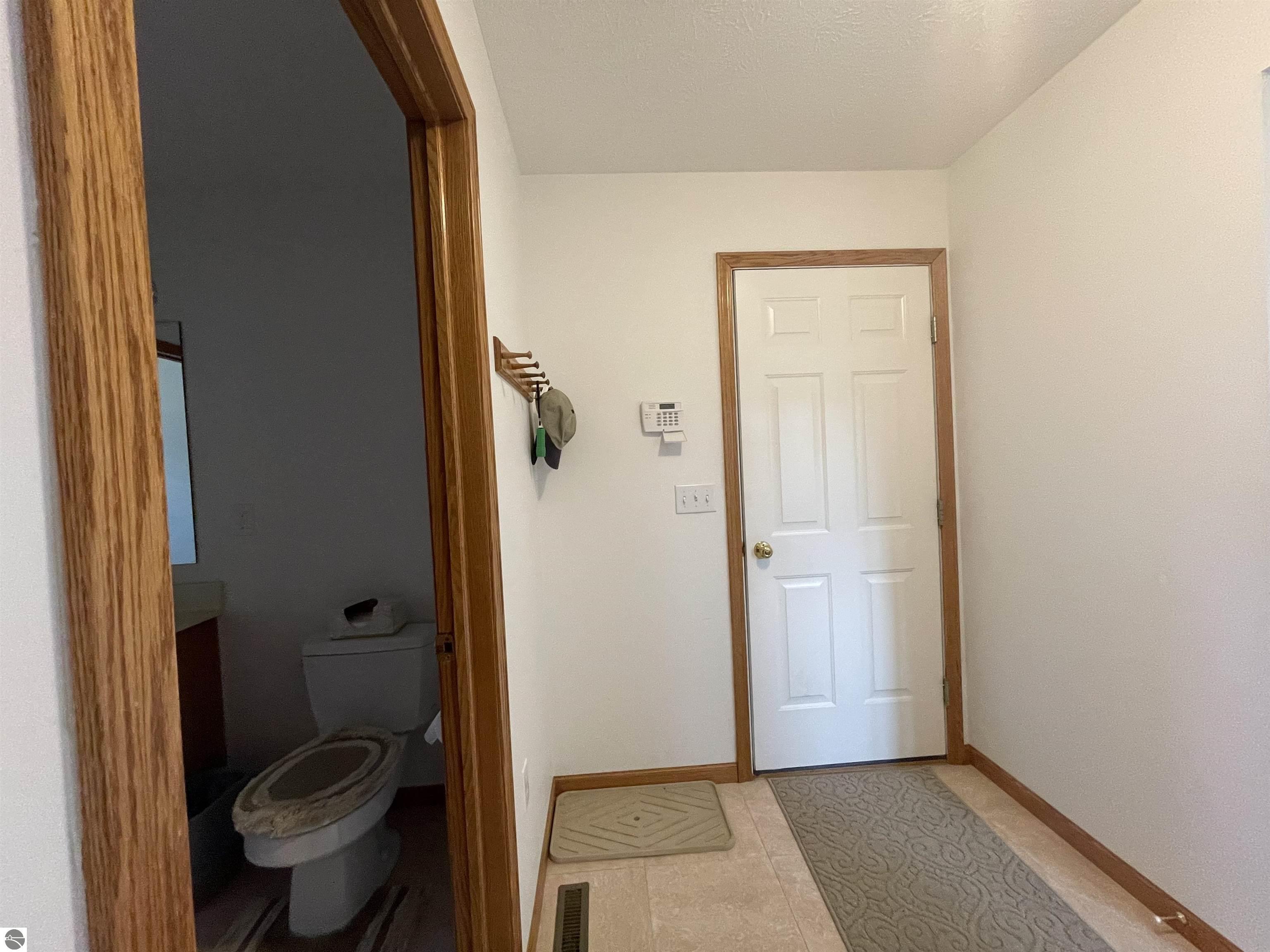 Harrison, Michigan, 48625, United States, 5 Bedrooms Bedrooms, ,4 BathroomsBathrooms,Residential,For Sale,1916275