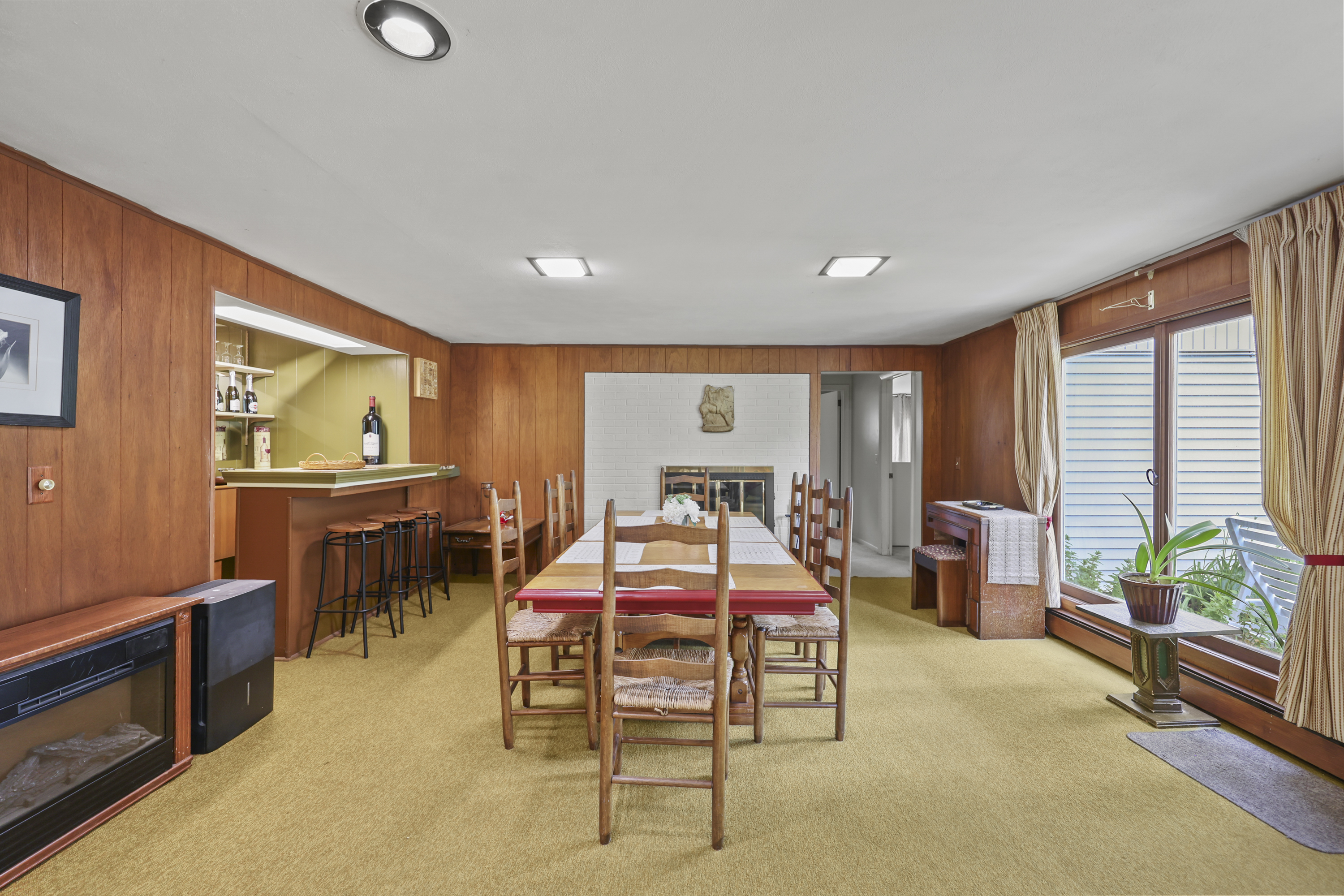  Immaculate 4 Bed Ranch with 3-Season Porch near Lake Onota - 物件實景