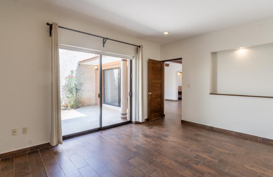 San Miguel de Allende, Guanajuato, 37774, Mexico, 3 Bedrooms Bedrooms, ,3 BathroomsBathrooms,Residential,For Sale,1859638