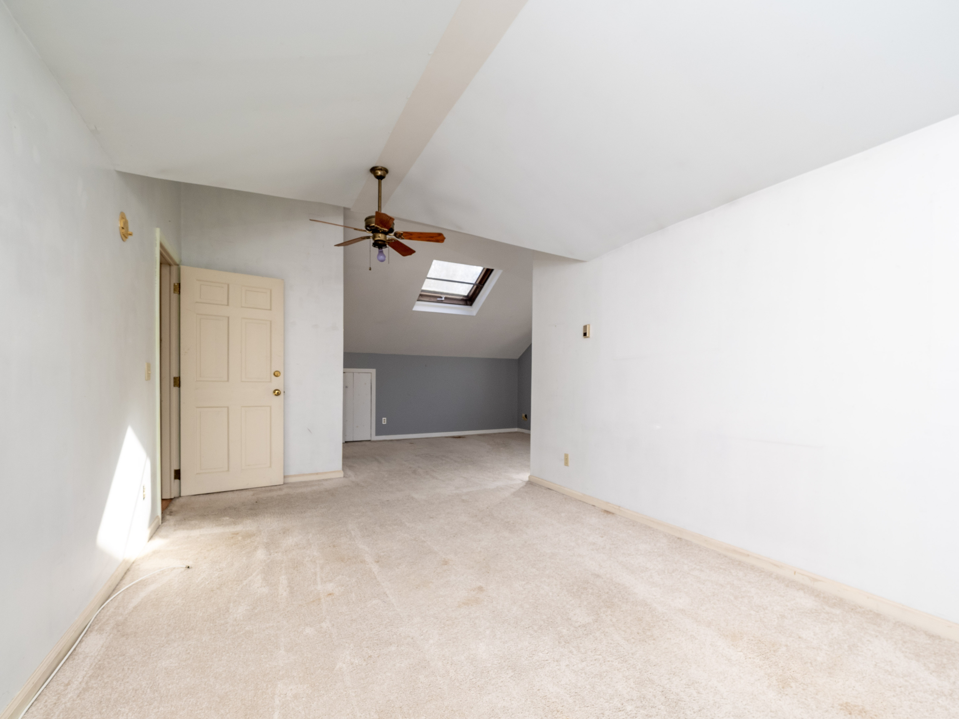 Redding, Connecticut, 06896, United States, 5 Bedrooms Bedrooms, ,5 BathroomsBathrooms,Residential,For Sale,1997100