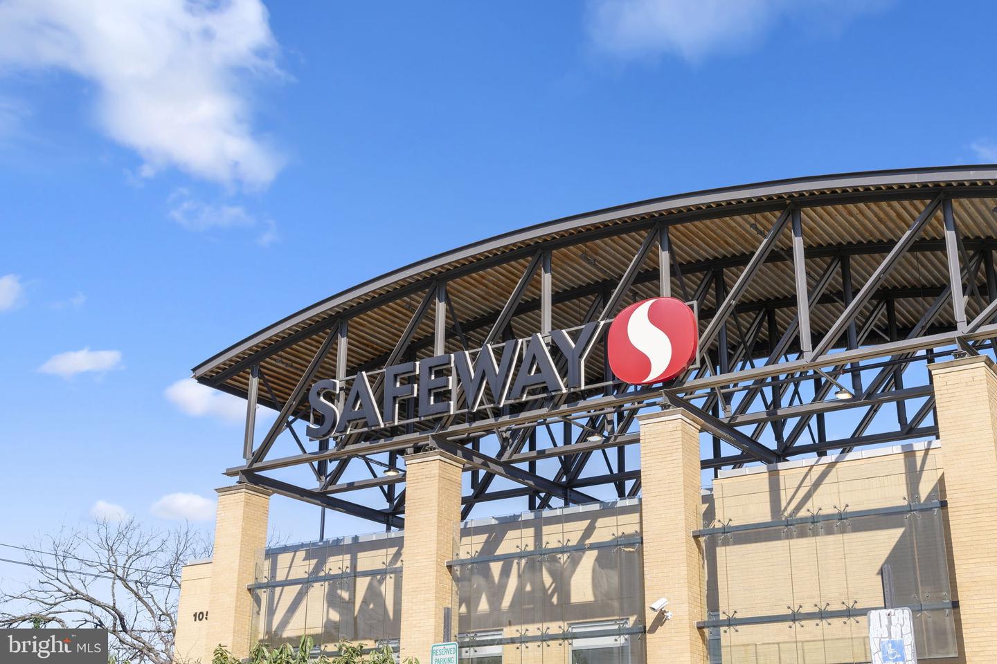 Kensington, Maryland, 20895, United States, 3 Bedrooms Bedrooms, ,2 BathroomsBathrooms,Residential,For Sale,1999038