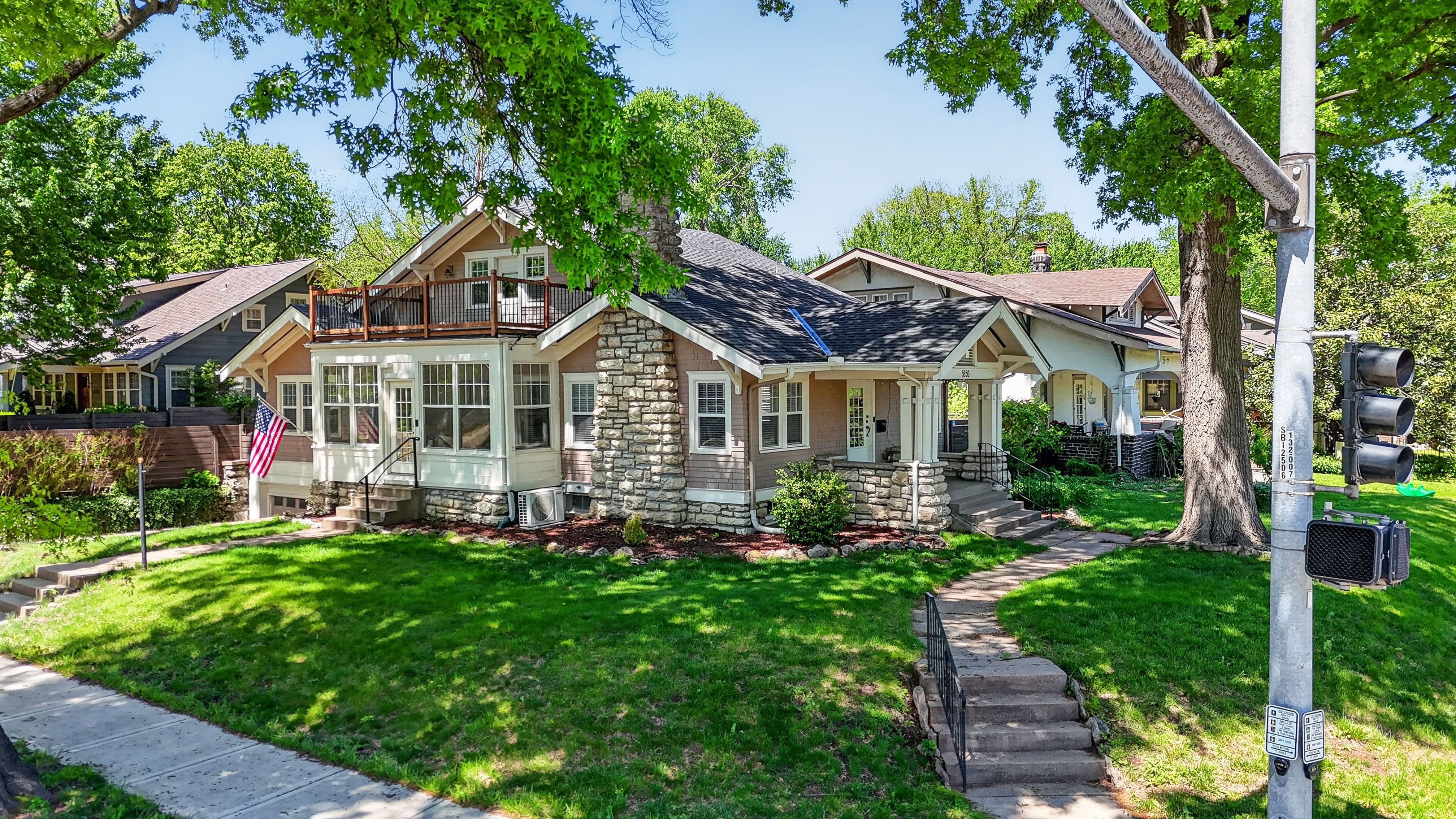  5850 Brookside Boulevard, Kansas City, MO 64113 - 物件實景